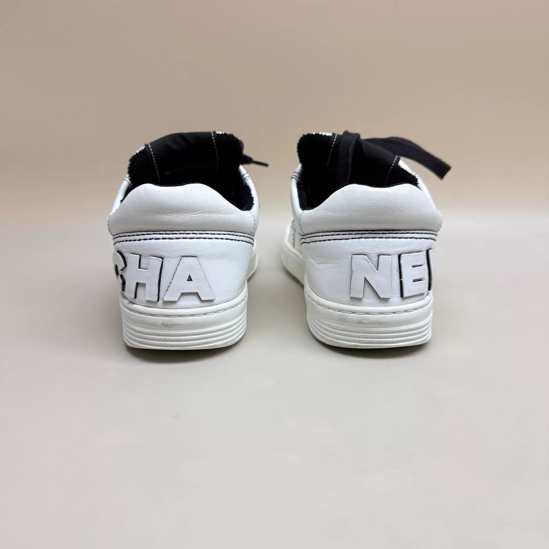 Chanel CHANEL Black White Panda Logo Sneakers EU35.5 95New Size US 5 / IT 35 - 3 Thumbnail