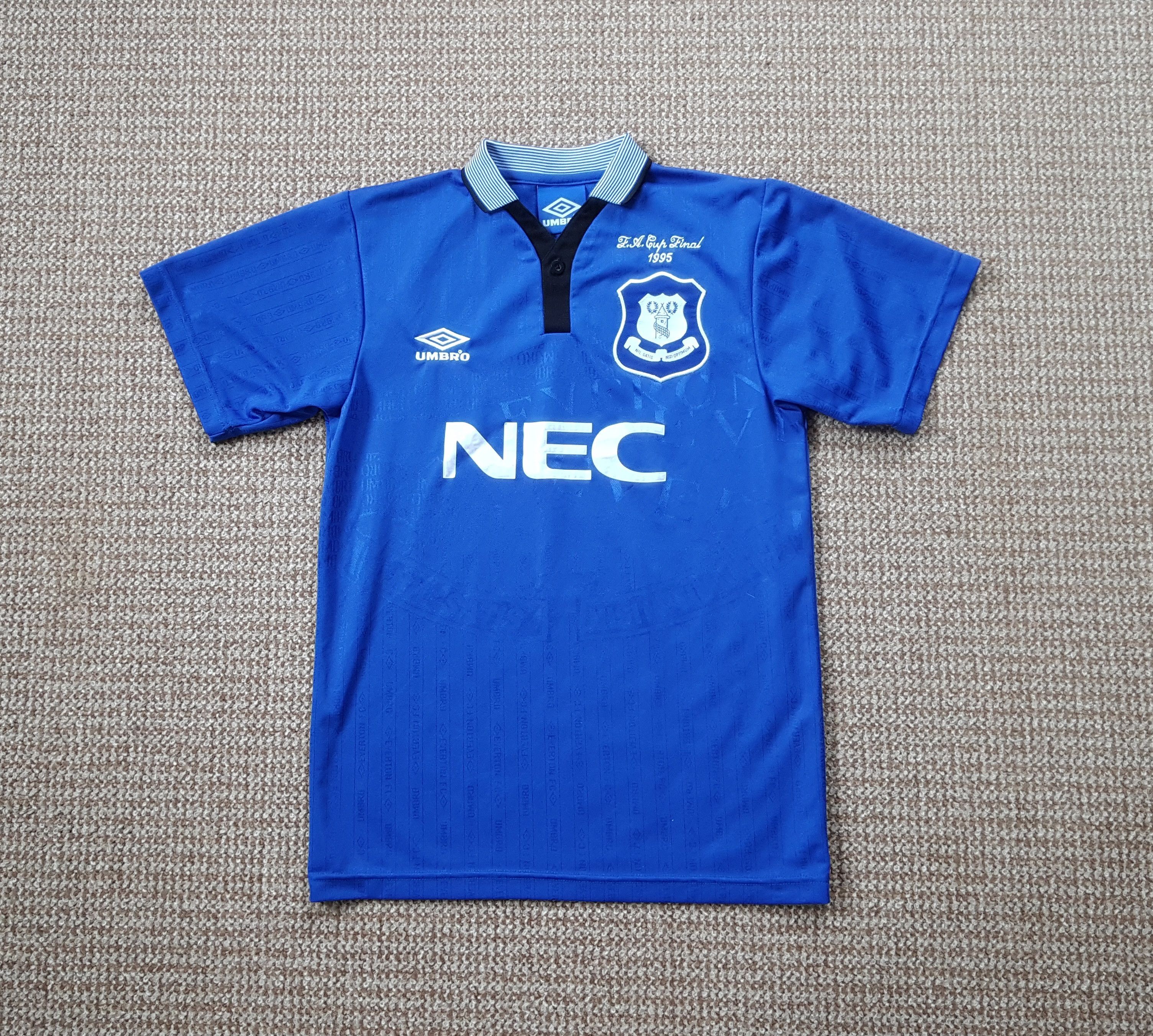 Umbro Vintage Umbro Everton 1995 Retro Football Soccer Jersey NEC Size US S / EU 44-46 / 1 - 1 Thumbnail