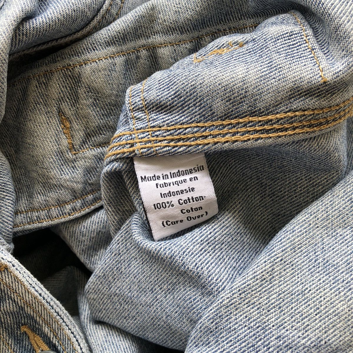 Calvin Klein CKJ Calvin Klein Jeans Distressed Denim Jacket Size US M / EU 48-50 / 2 - 12 Thumbnail