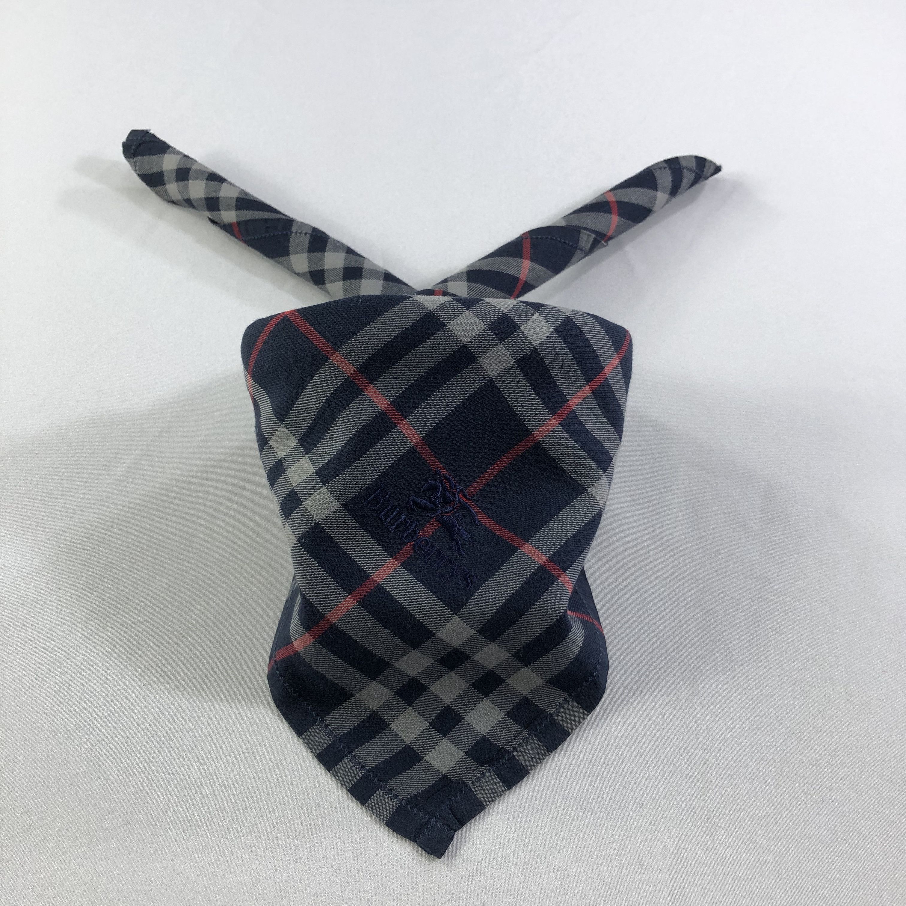 Burberry Burberrys Nova Check Handkerchief Neckerchief Bandana H1898 Size ONE SIZE - 1 Thumbnail