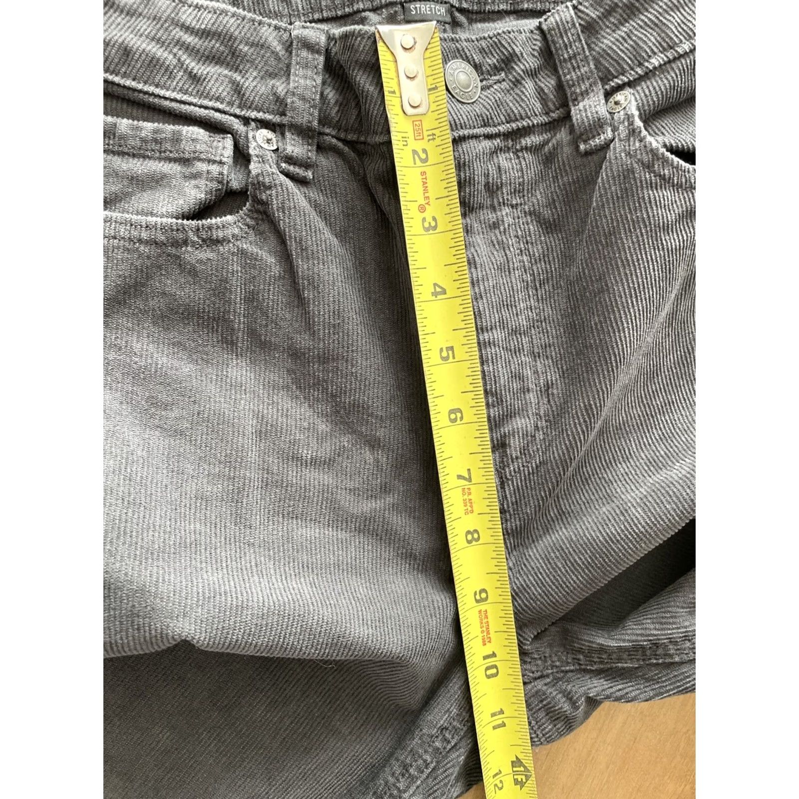 American Eagle Outfitters American Eagle Mom Straight Jean Women 2R (27x28) Black High RIse Corduroy Pants Size 26" / US 2 / IT 38 - 7 Thumbnail