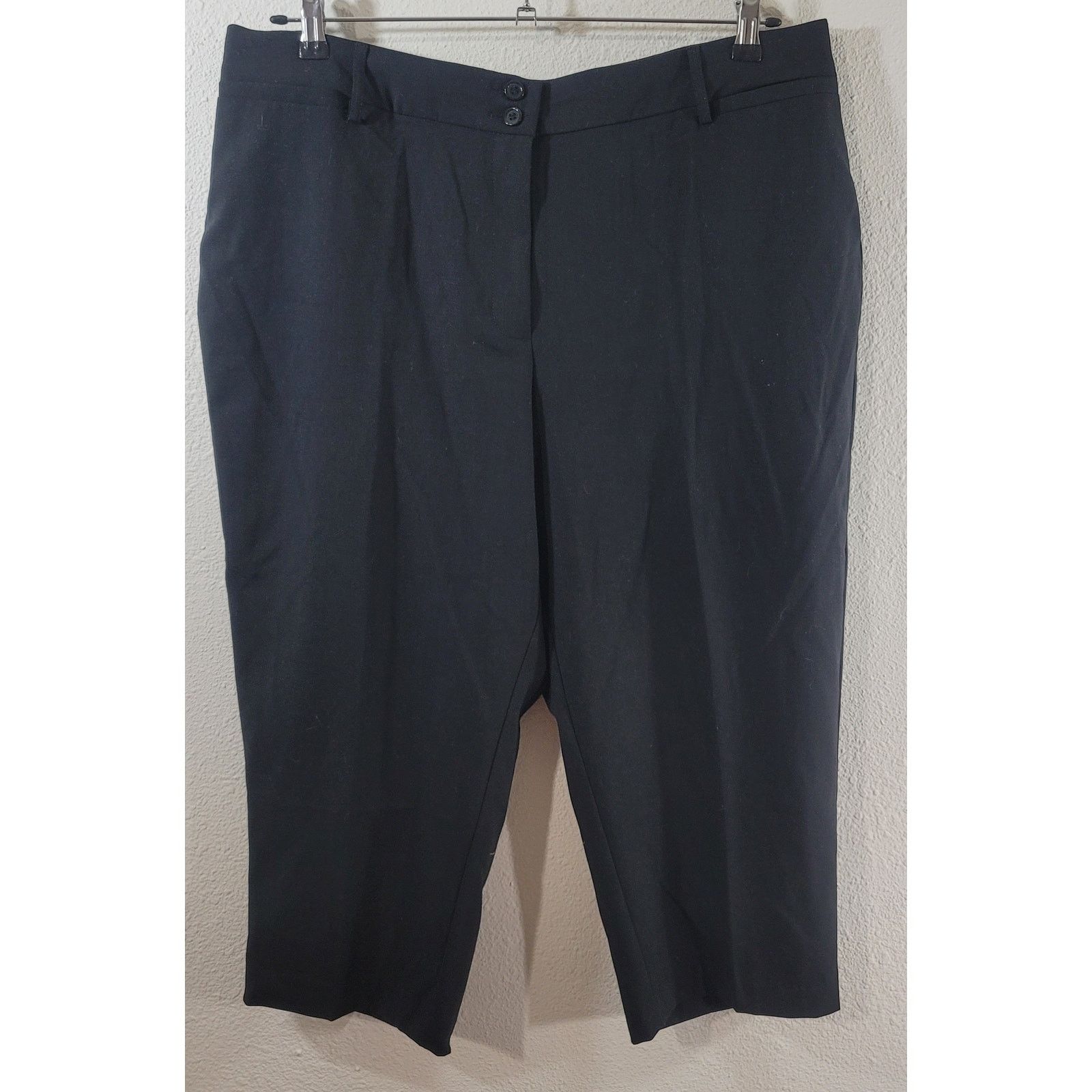 Other Ninety Woman Black Flat Front Cropped Pants 18W Plus Stretch Size 40" / US 18 - 1 Thumbnail