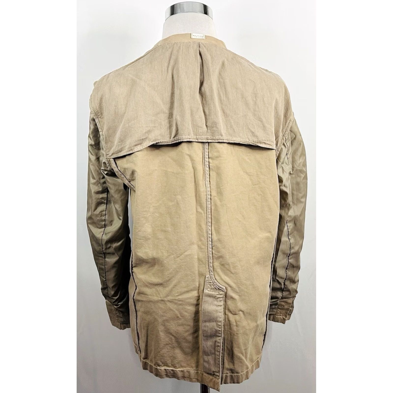 J.Crew NWT J.CREW XL Beige 100% Cotton Chino Sport Coat Three-Button Single-Vented Notch Lapel Men’s/Adult Regular Fit Jacket Coat Wool Free Size US XL / EU 56 / 4 - 8 Thumbnail