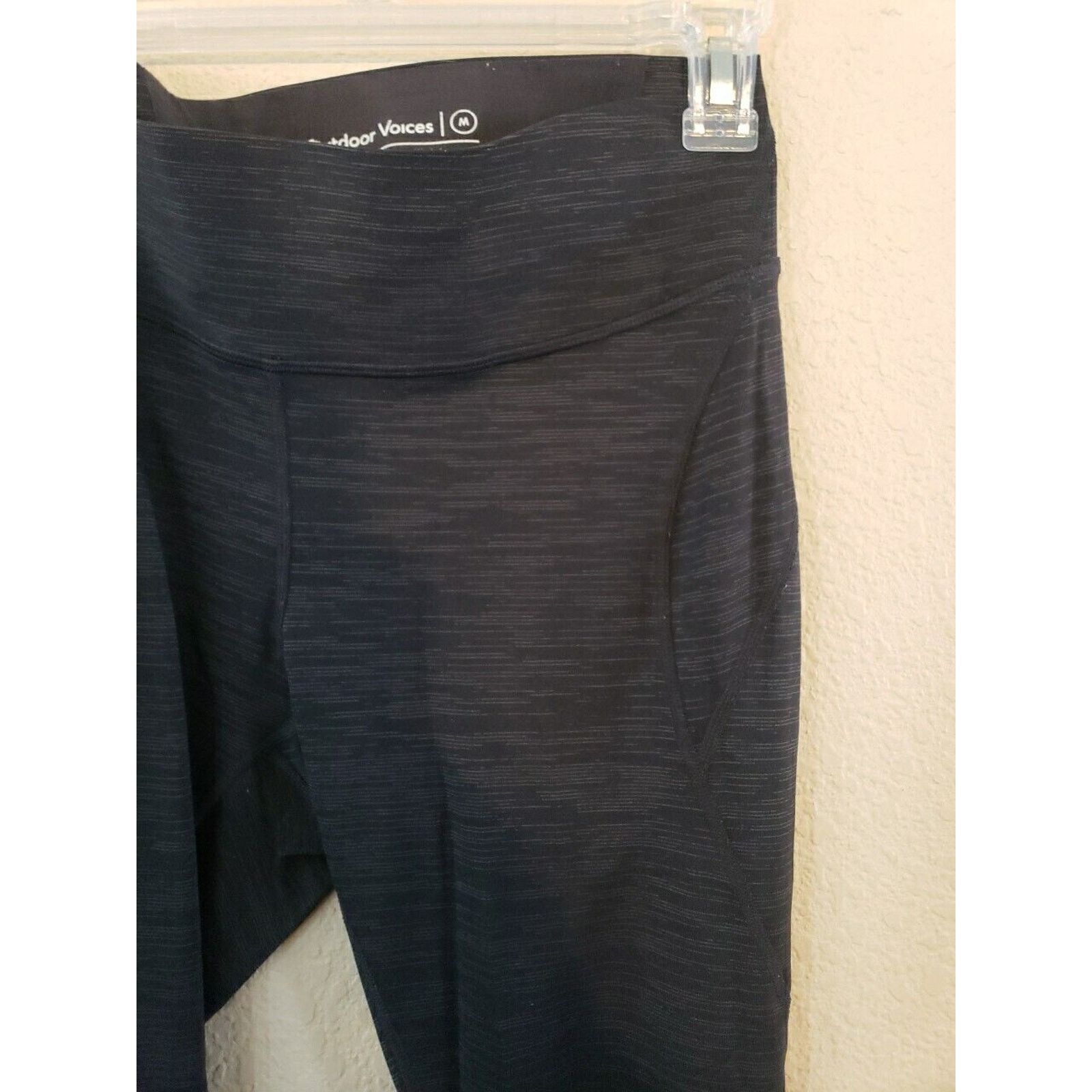 Outdoor Voices Outdoor Voices Capri Leggings Black Gray Medium Wide Waist Size 28" / US 6 / IT 42 - 2 Thumbnail