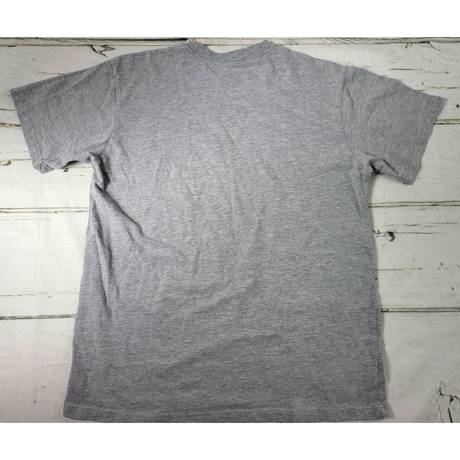 Disney VINTAGE Disney Mickey Mouse T-Shirt Gray Short Sleeve Mens XL Size L? Size US XL / EU 56 / 4 - 2 Thumbnail
