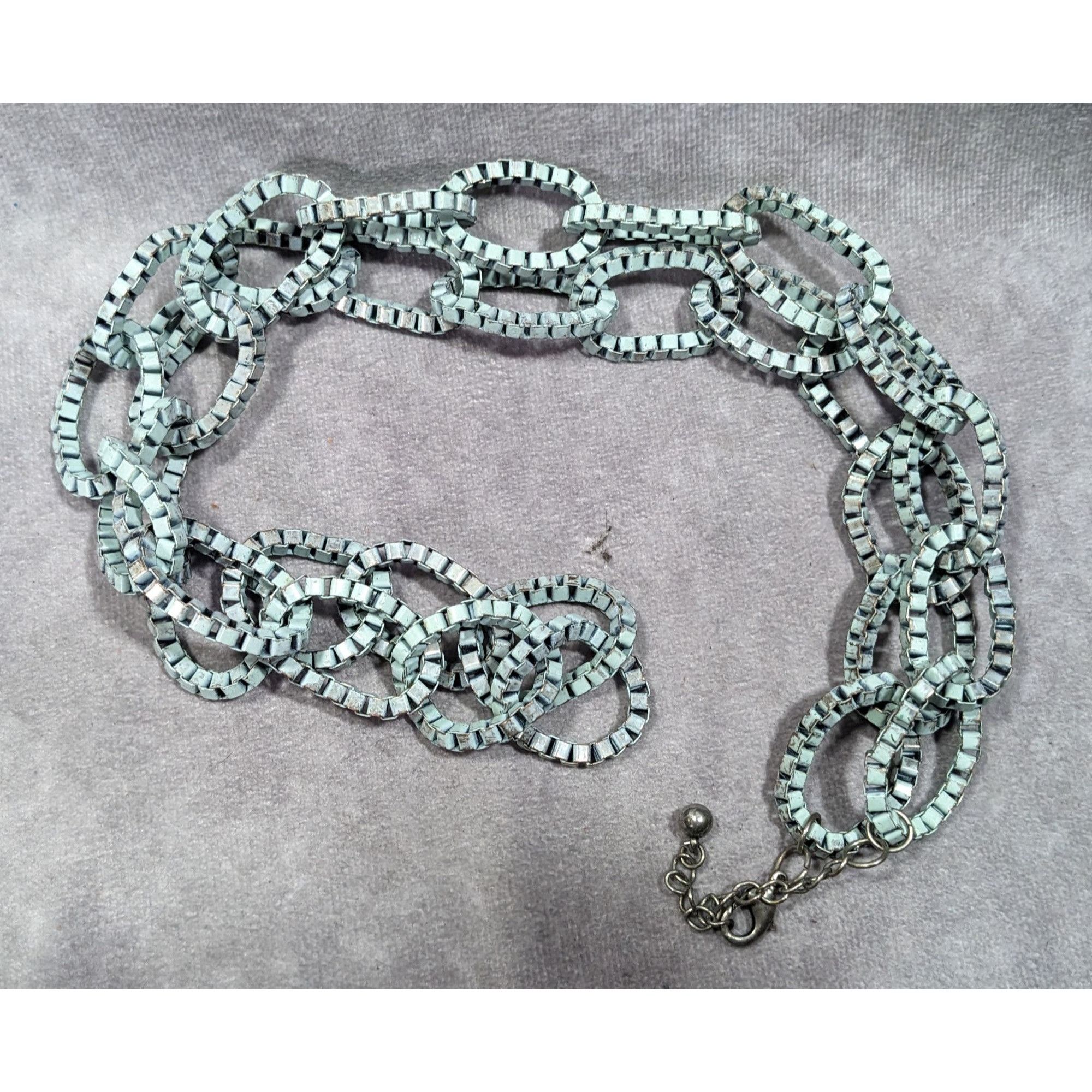 Other Chunky Vintage Light Blue Painted Box Chain Ring Necklace Size ONE SIZE - 7 Thumbnail