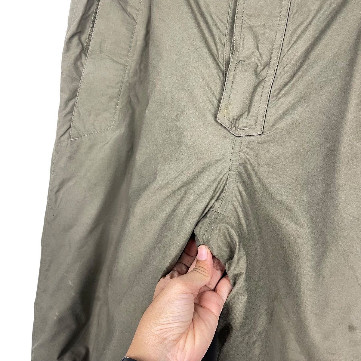 DAIWA Daiwa Fishing Gear Rain Pants Size US 34 / EU 50 - 11 Thumbnail