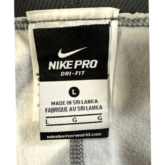 Nike Nike Pro Pants Leggings Womens Large Dri-Fit Black White Geometric Hyper Warm 30In Inseam Size 28W Ankle Cross Training Gym Running Activewear Size 36" / US 14 / IT 50 - 3 Thumbnail