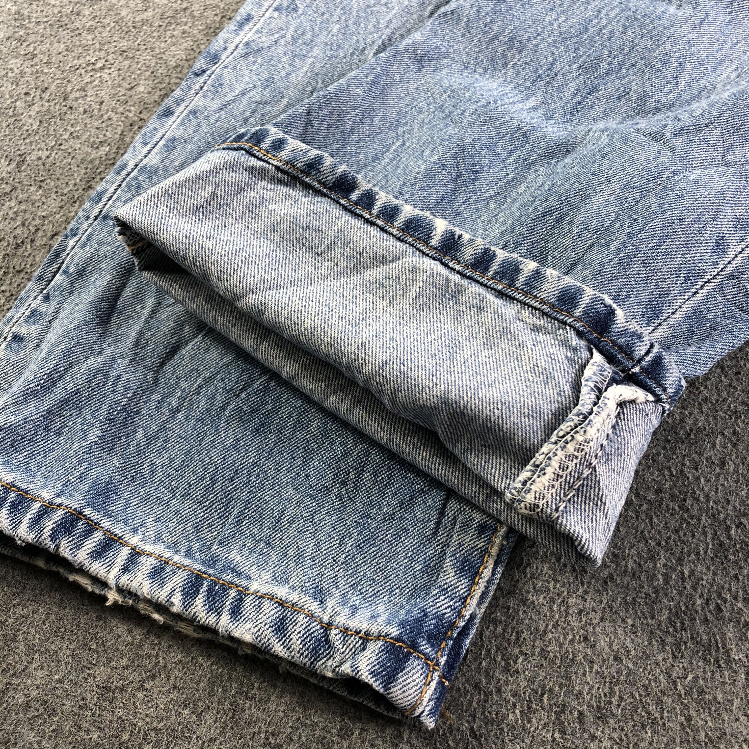 Levi's Vintage Blue Wash Levis 501 Jeans-J3608 Size US 33 - 7 Thumbnail