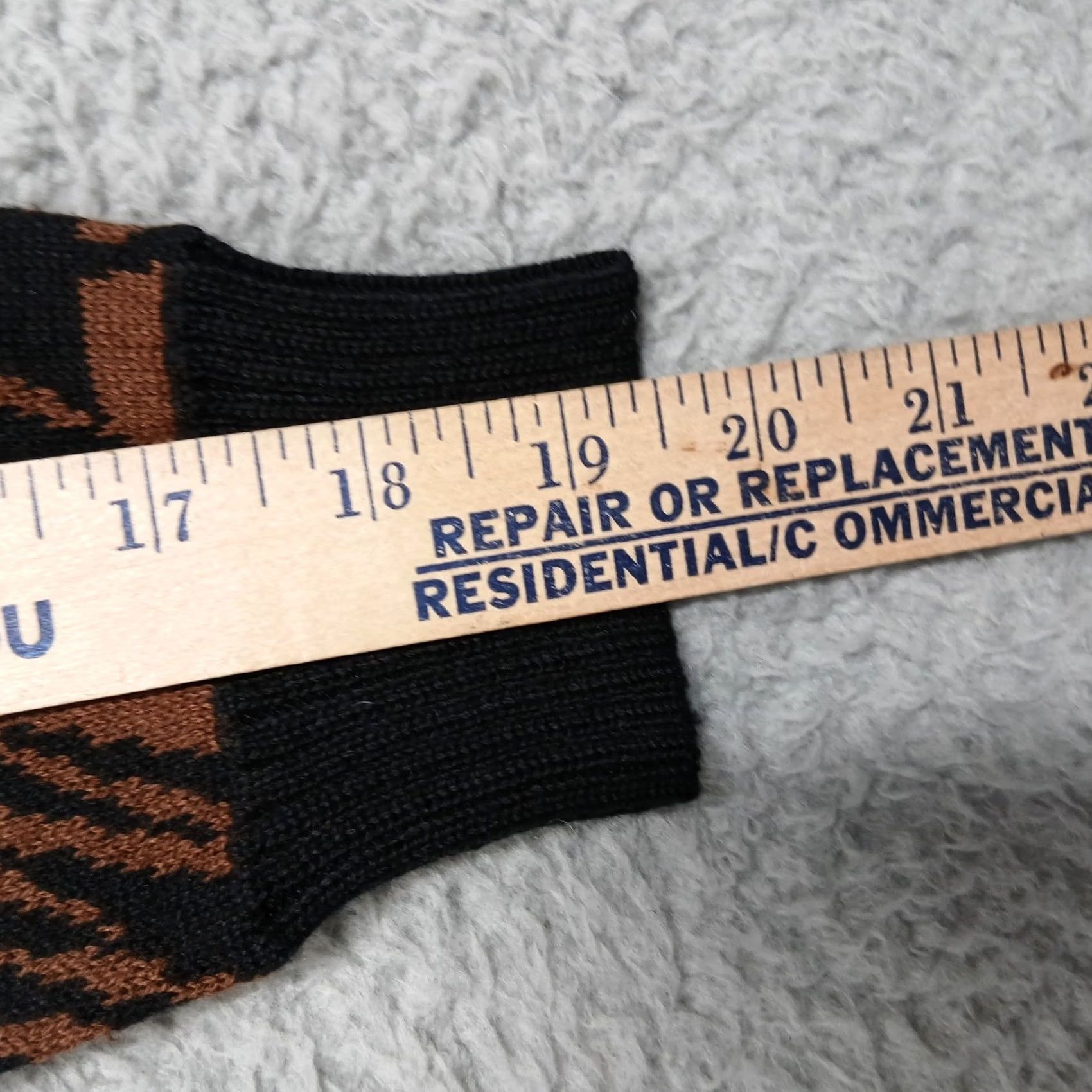 Star Wars VINTAGE Star Wars Chewbacca Knit Sweater Brown Black Unisex S Size US S / EU 44-46 / 1 - 6 Thumbnail