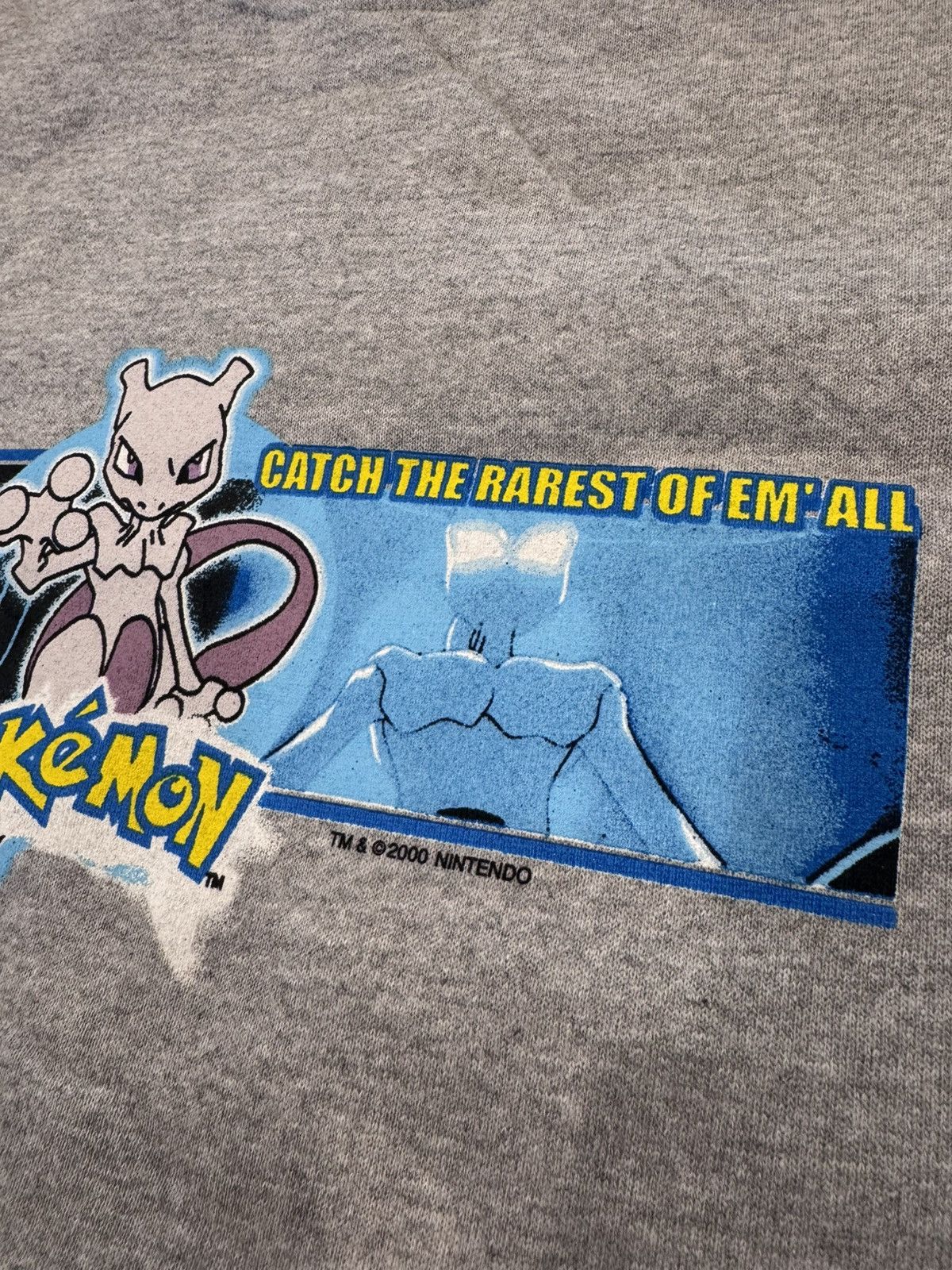 Vintage Pokémon Licensed 2000 Mewtwo “Catch the rarest of em’ all” Size US XL / EU 56 / 4 - 4 Thumbnail