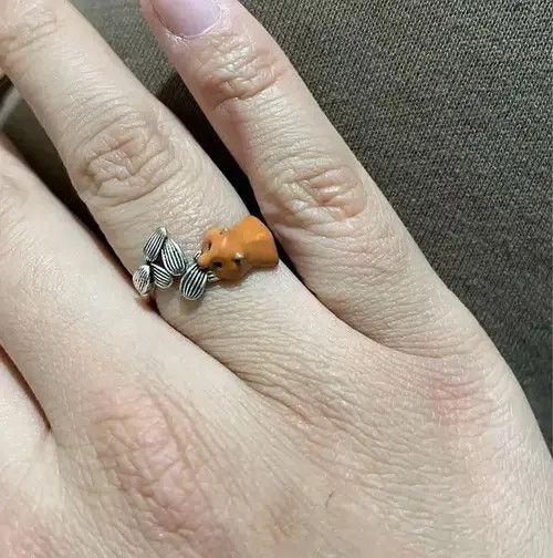 VIBE Chipmunk Eat Seed Adjustable Ring Size ONE SIZE - 2 Thumbnail