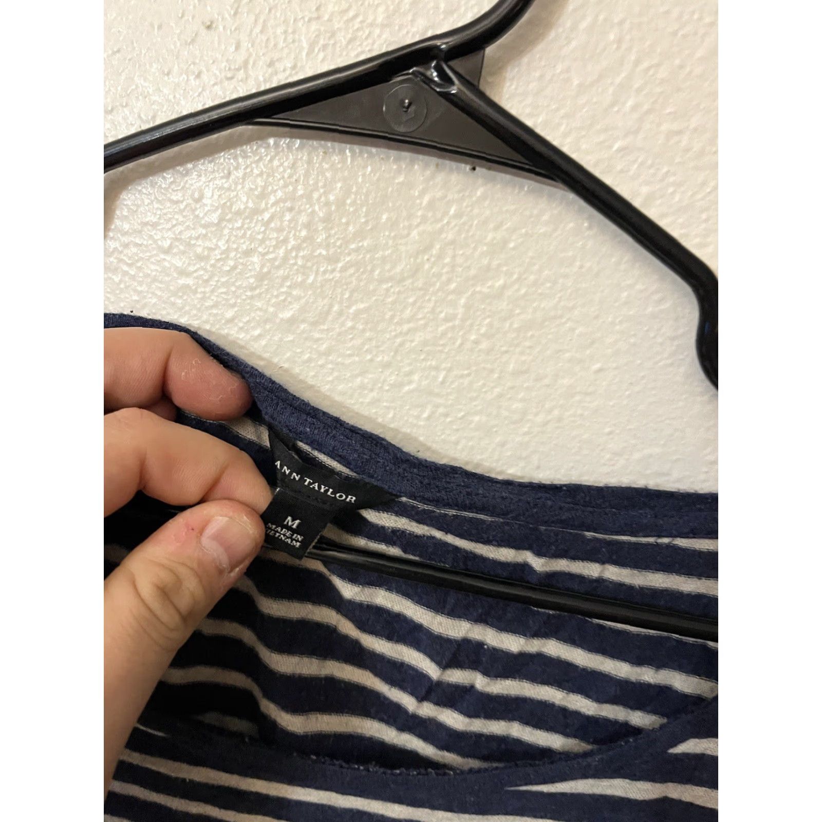 Ann Taylor Ann Taylor Blue striped 3/4 sleeve top Women M Round Neck Pullover Casual Business Workwear All Seasons Easy Care Size M / US 6-8 / IT 42-44 - 2 Thumbnail
