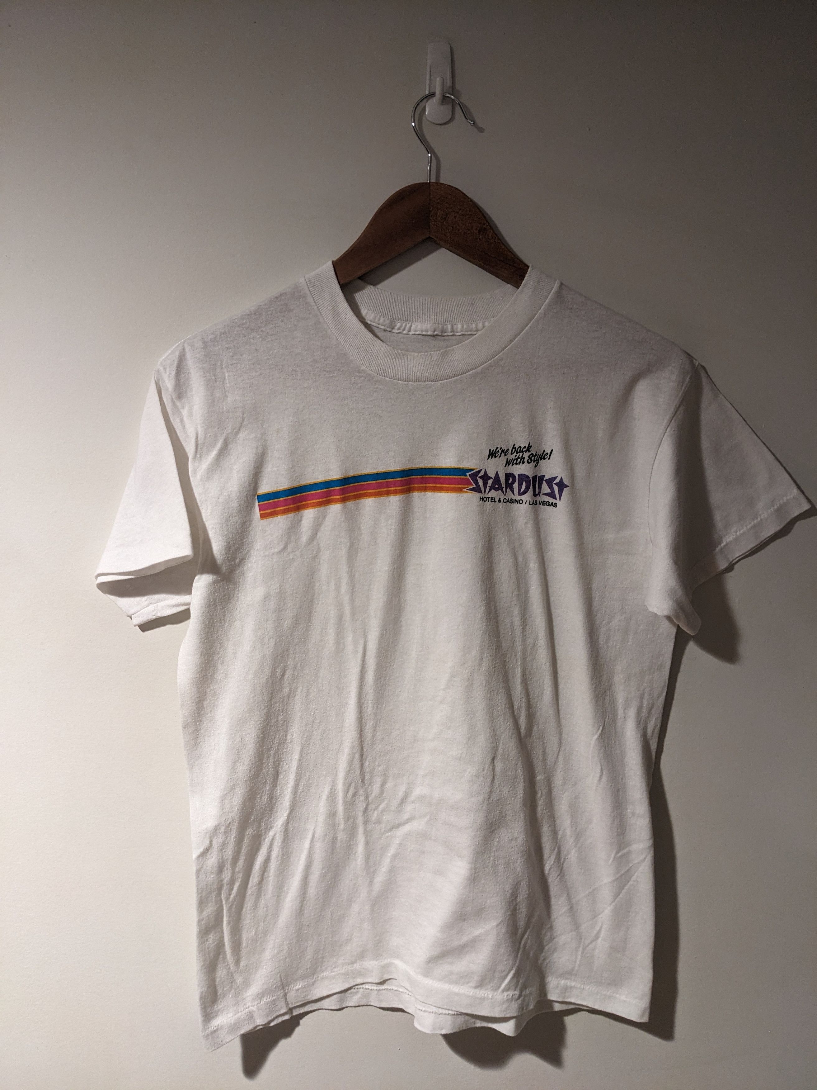 Hanes × Vintage Vintage 90s We're Back With Style Stardust Hotel T-Shirt Size US S / EU 44-46 / 1 - 1 Thumbnail