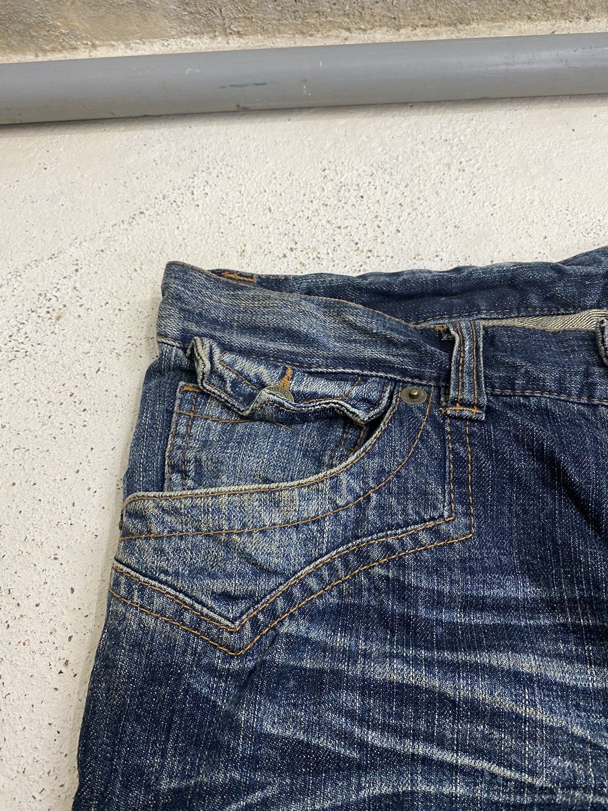 GOSTAR DE FUGA × Japanese Brand Vintage Rattle Rap Unique Faded Wash Zipper Accents Ripped Size US 33 - 13 Thumbnail