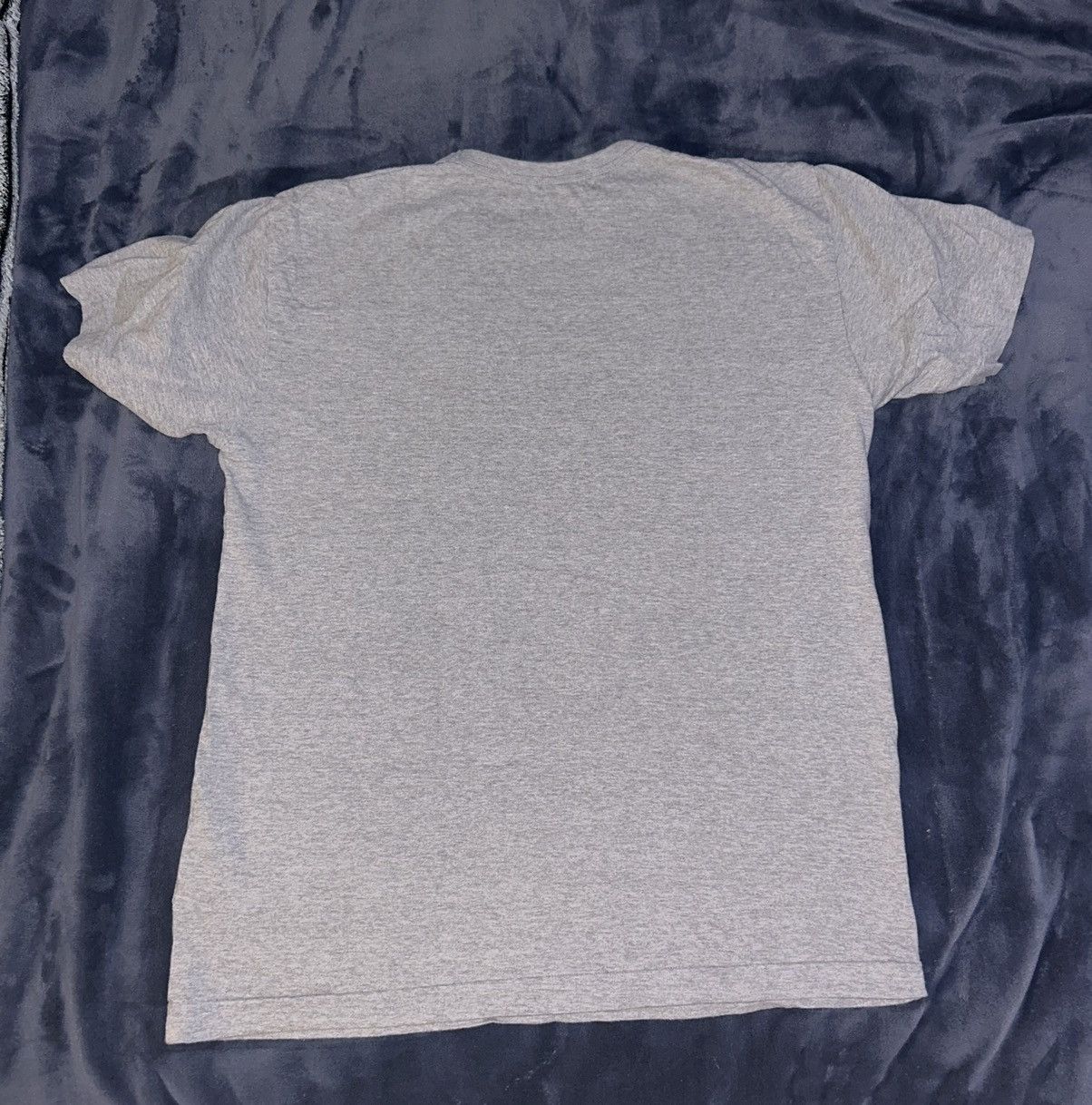Comme des Garcons PLAY Men’s Comme Des Garçons T-Shirt Grey XL Size US XL / EU 56 / 4 - 2 Thumbnail