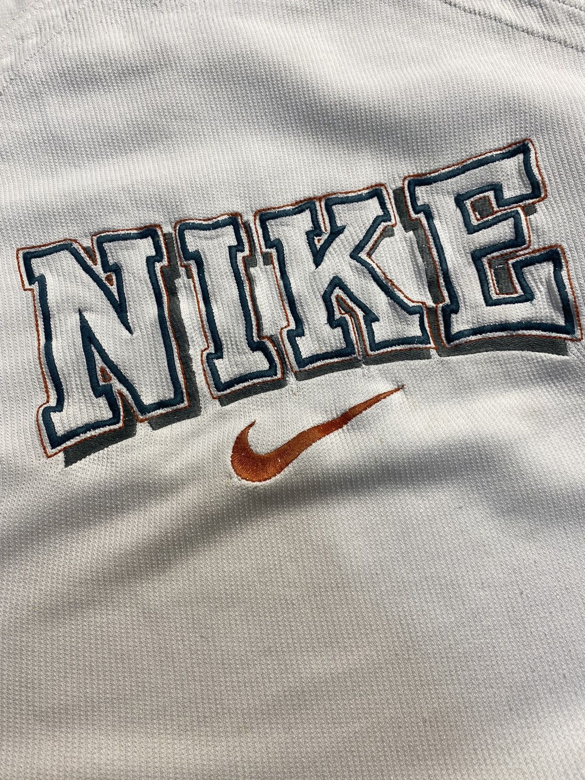 Nike Nike very rare vintage sweatshirt big logo boxed fit Size US L / EU 52-54 / 3 - 2 Thumbnail