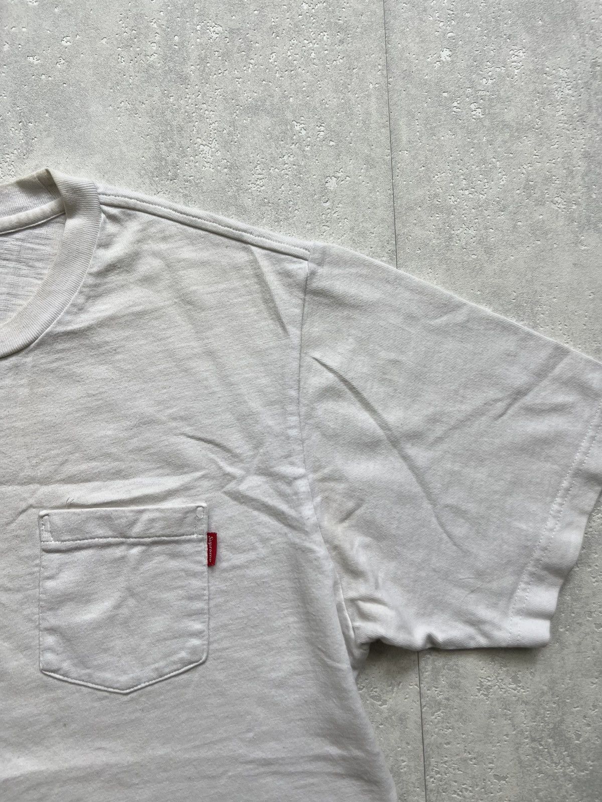 Supreme 00’s SUPREME SMALL POCKET LOGO VINTAGE TEE Y2K Size US M / EU 48-50 / 2 - 2 Thumbnail