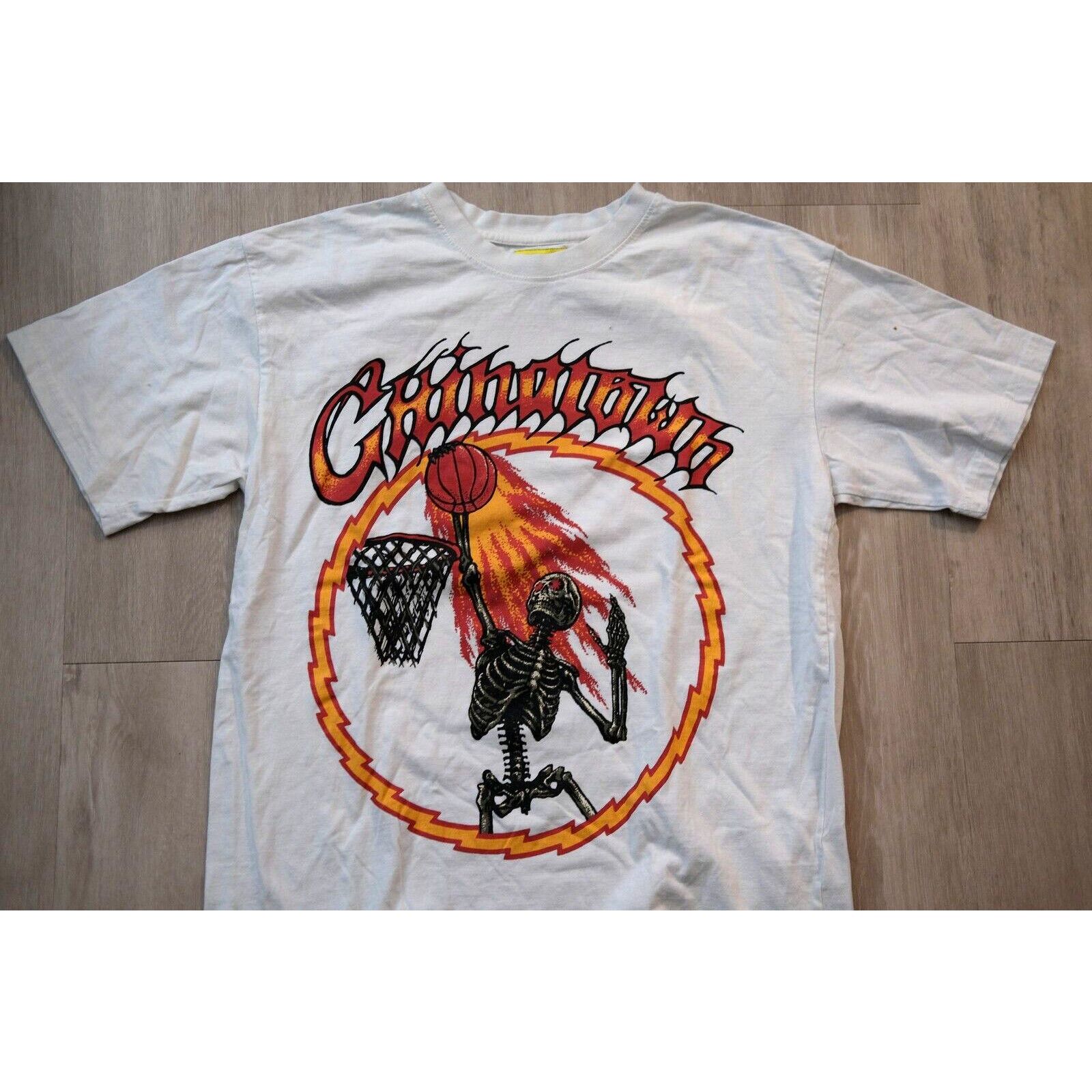 Market Vintage 2019 Chinatown Market Skeleton World Tour Tee Large Size US L / EU 52-54 / 3 - 1 Thumbnail