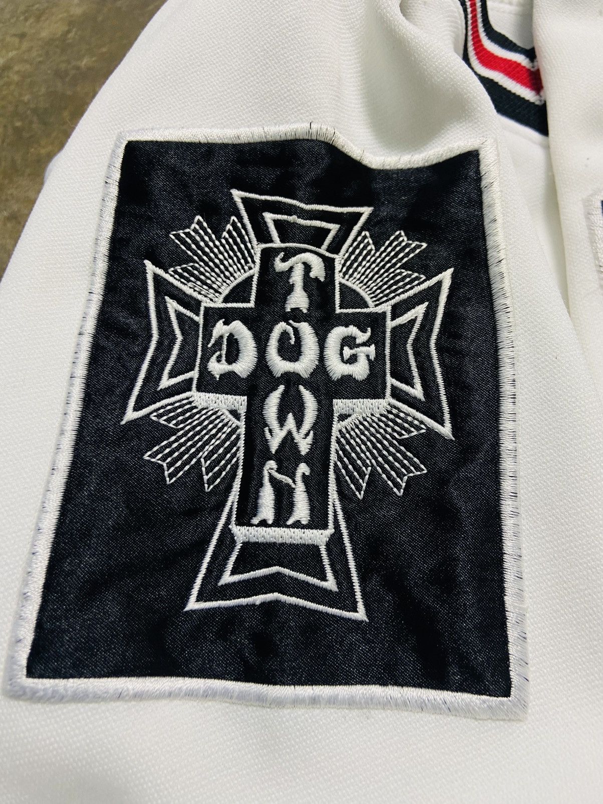 Dogtown Vintage 90s Dogtown Skateboard Hockey Jersey - English Logo Size US XL / EU 56 / 4 - 10 Thumbnail