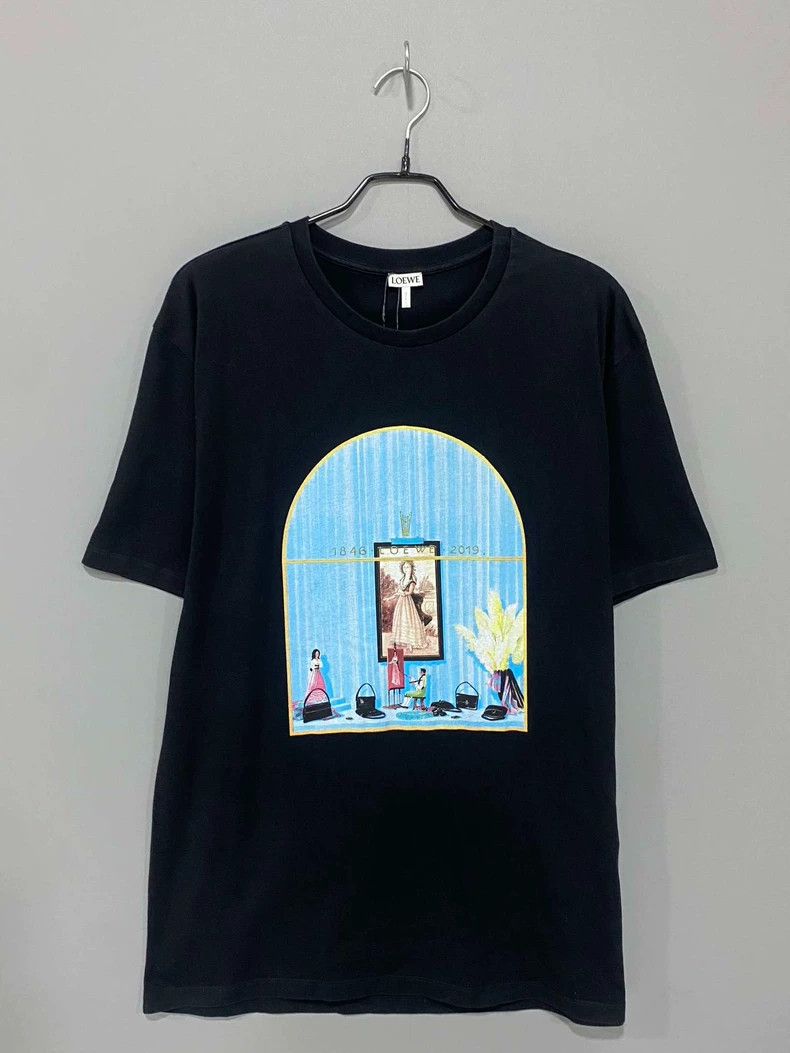 Loewe LOEWE Short sleeves with logo on the back Size XL / US 12-14 / IT 48-50 - 1 Thumbnail