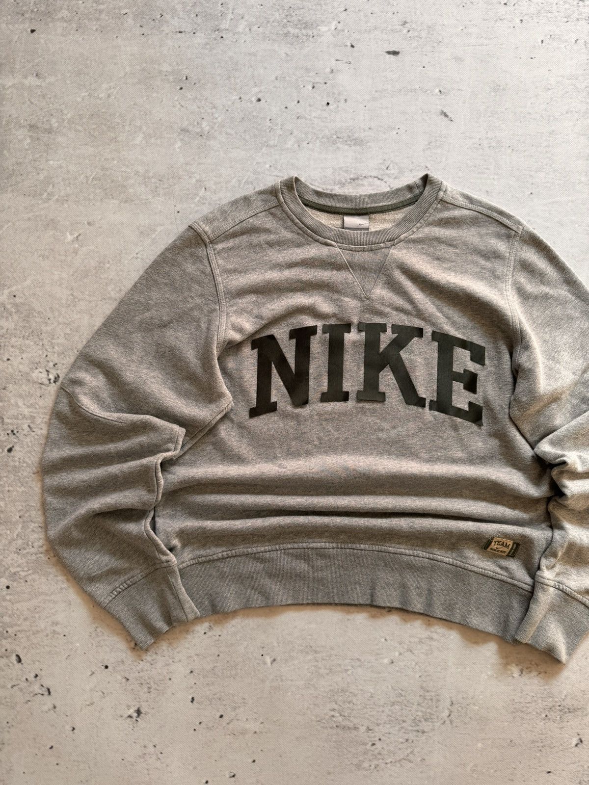 Nike × Vintage NIKE VINTAGE CENTER LOGO OVERSIZE BOXY SWEATSHIRT Size US S / EU 44-46 / 1 - 2 Thumbnail