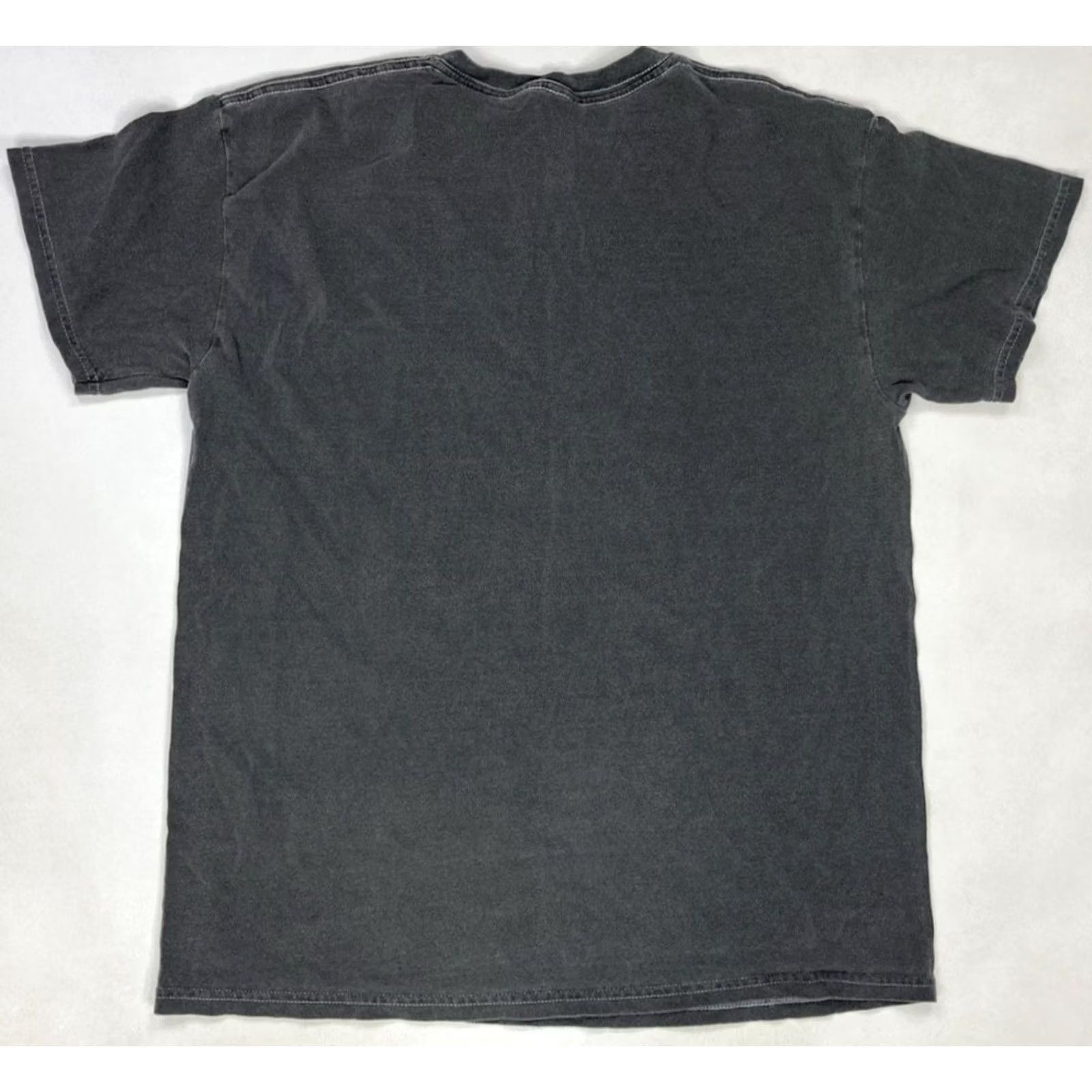 Vintage Pink Floyd Graphic T-shirt Women Medium Gray Short Sleeve Music Shirts Women Medium Gray Crew Neck Pullover Casual All Seasons 2010s Size S / US 4 / IT 40 - 3 Thumbnail