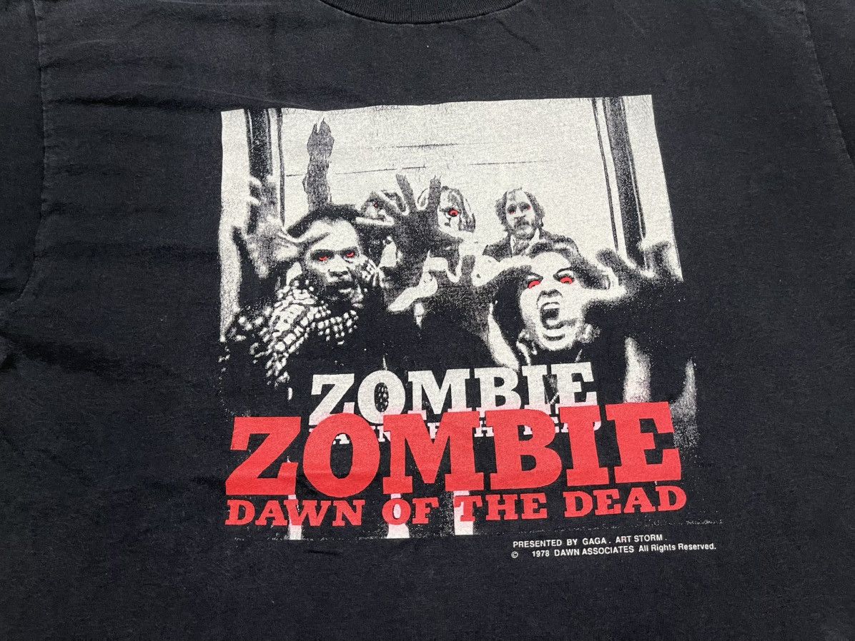 Expert Horror VINTAGE ZOMBIE DOWN OF THE DEAD HORROR TEE EVIL DEAD DRACULA Size US L / EU 52-54 / 3 - 6 Thumbnail
