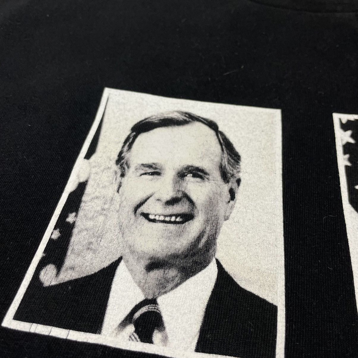 President's Vintage Humor Bush Dum & Dumber Tennessee River T Shirt Size US M / EU 48-50 / 2 - 6 Thumbnail