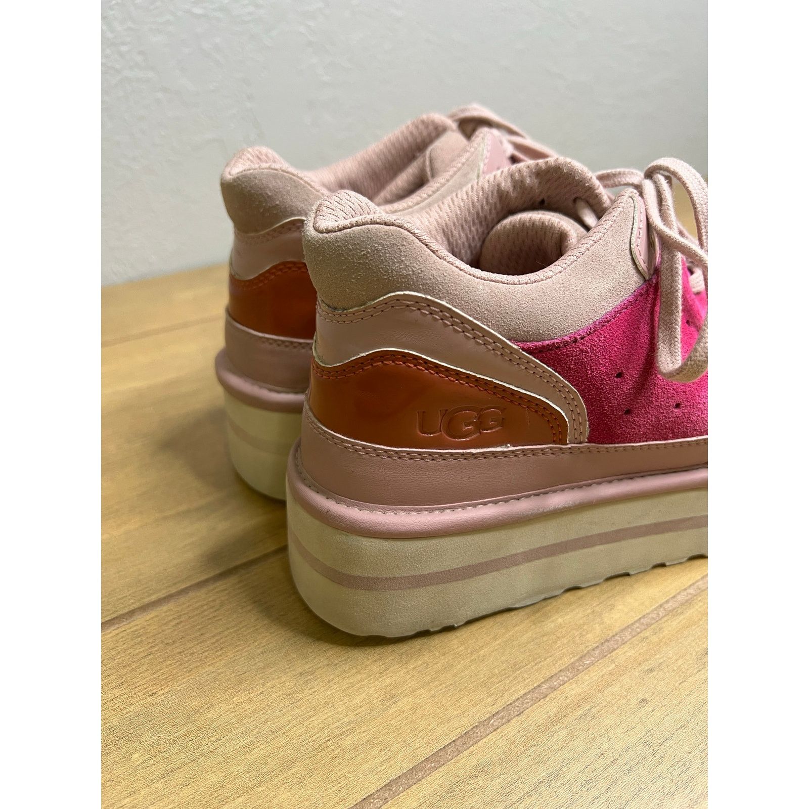 Ugg UGG Platform Sneakers Pink Suede Leather Chunky Womens Sz 9 Size US 9 / IT 39 - 10 Thumbnail