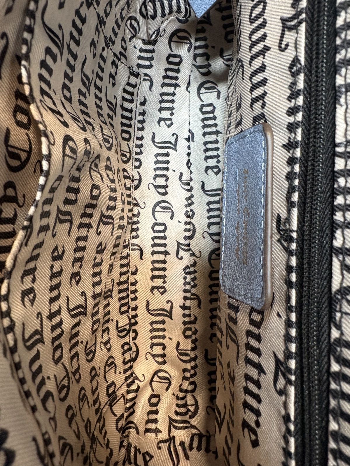 Juicy Couture Vintage Y2K Juicy Couture Drama Queen Flap Crossbody Bag Size ONE SIZE - 9 Thumbnail