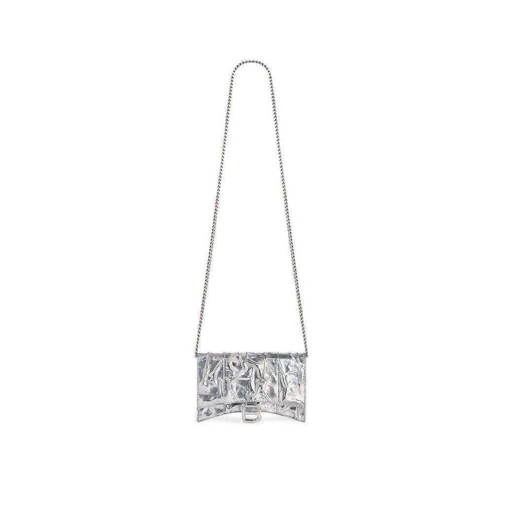 Balenciaga o1mt1gz1024 Size: OS / Crushed Effect Wallet in Silver Size ONE SIZE - 1 Thumbnail