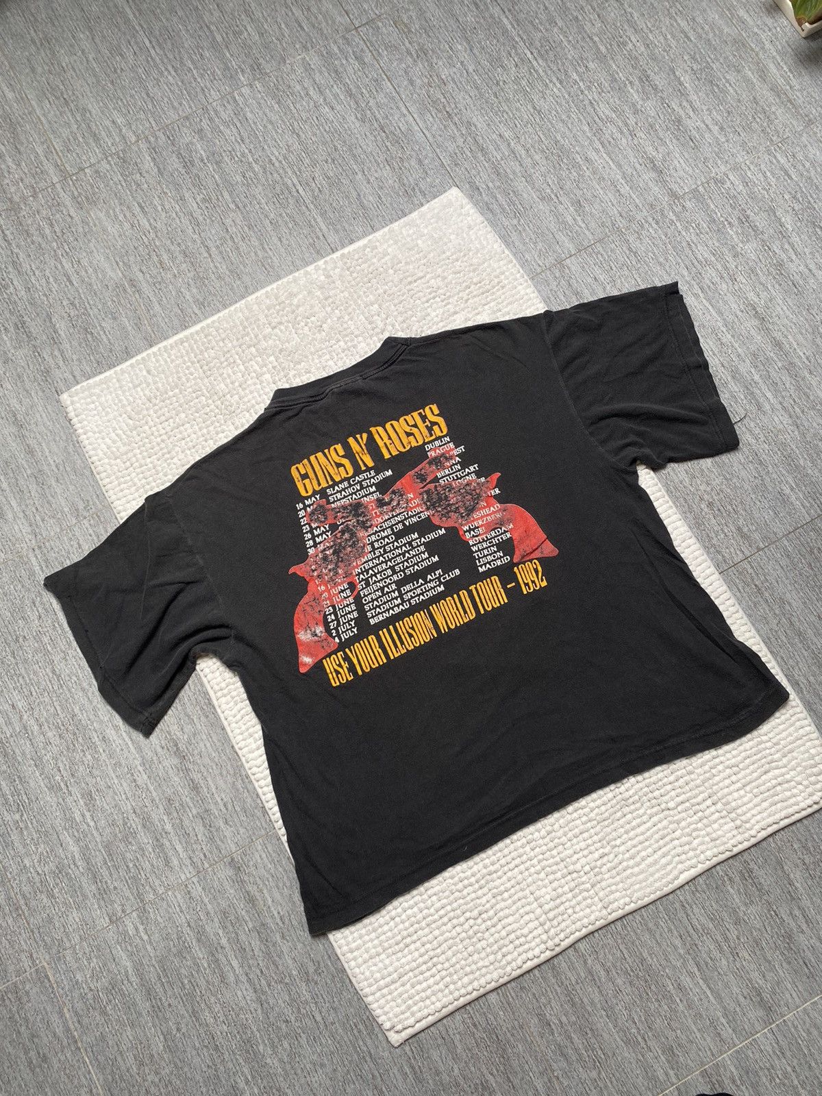 Band Tees × Guns N' Roses × Vintage 1992 Guns N Roses Use Your Illusion World Tour Vintage tee Size US L / EU 52-54 / 3 - 16 Thumbnail