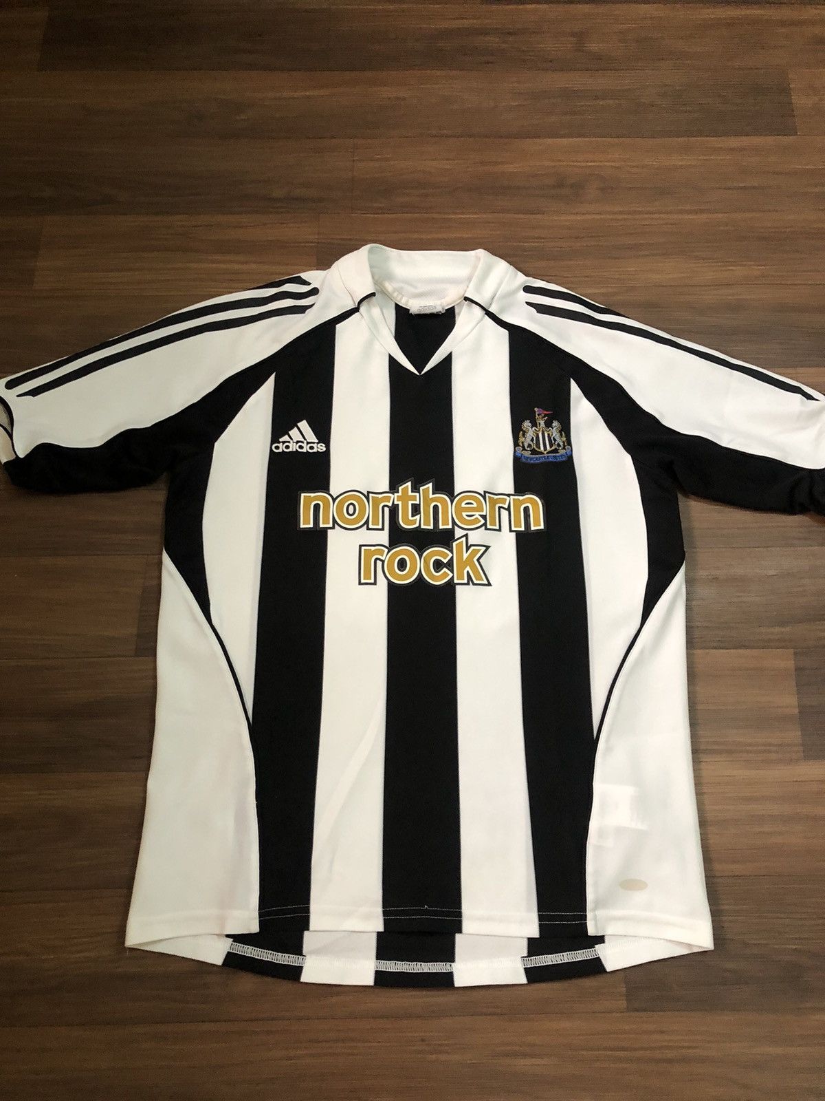 Adidas MICHAEL OWEN 10 NEWCASTLE UNITED 2005 Size US M / EU 48-50 / 2 - 2 Thumbnail