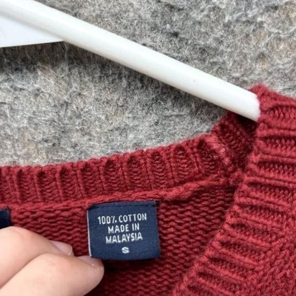Izod VINTAGE Izod Sweater Men Small Red Pullover Crewneck Cotton Fleece Knitted Chunky Vtg Size US S / EU 44-46 / 1 - 3 Thumbnail