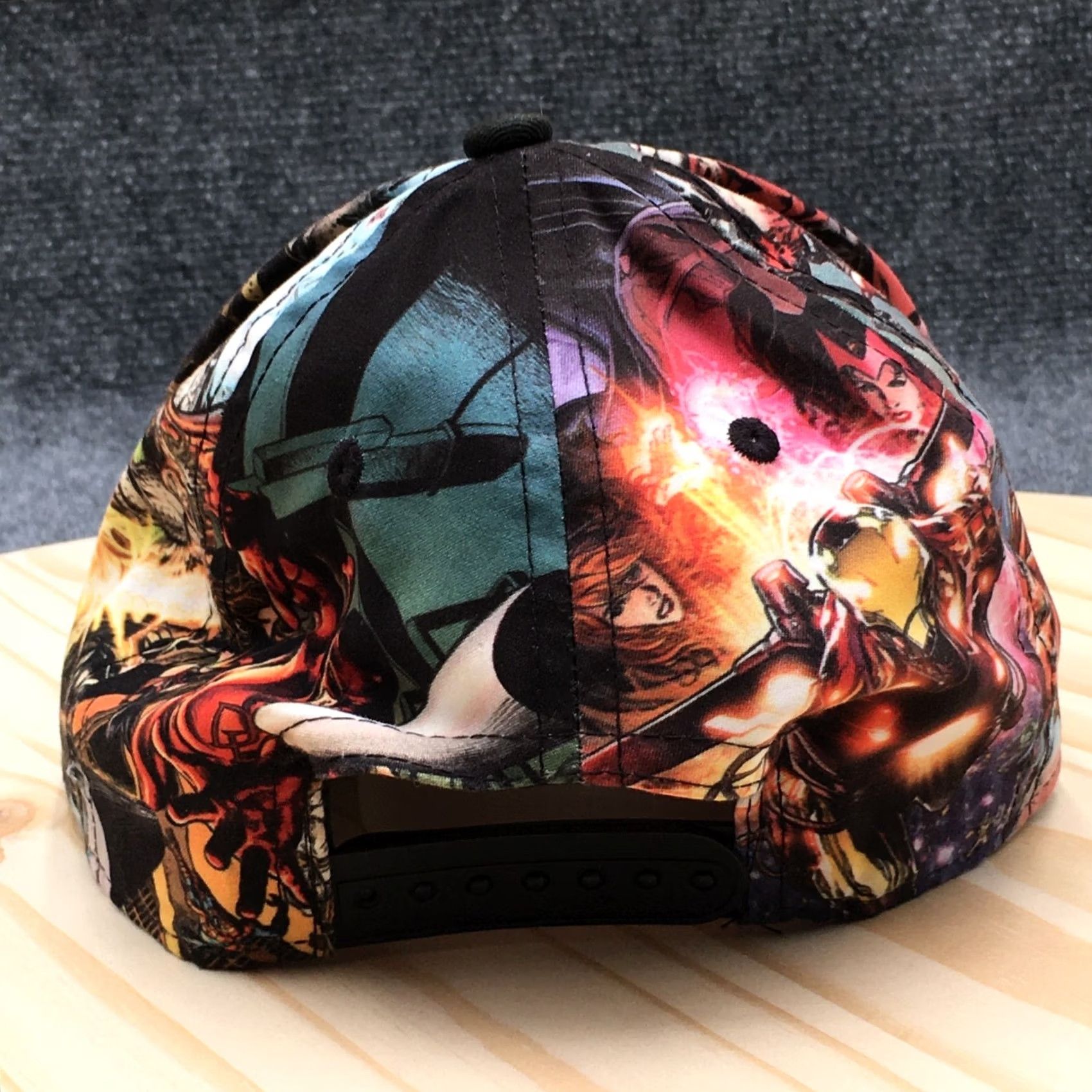 Vintage Marvel Universe Hat Mens Black OS Adjustable Flat Brim Embroidered Logo Snapback Hat Size ONE SIZE - 7 Thumbnail