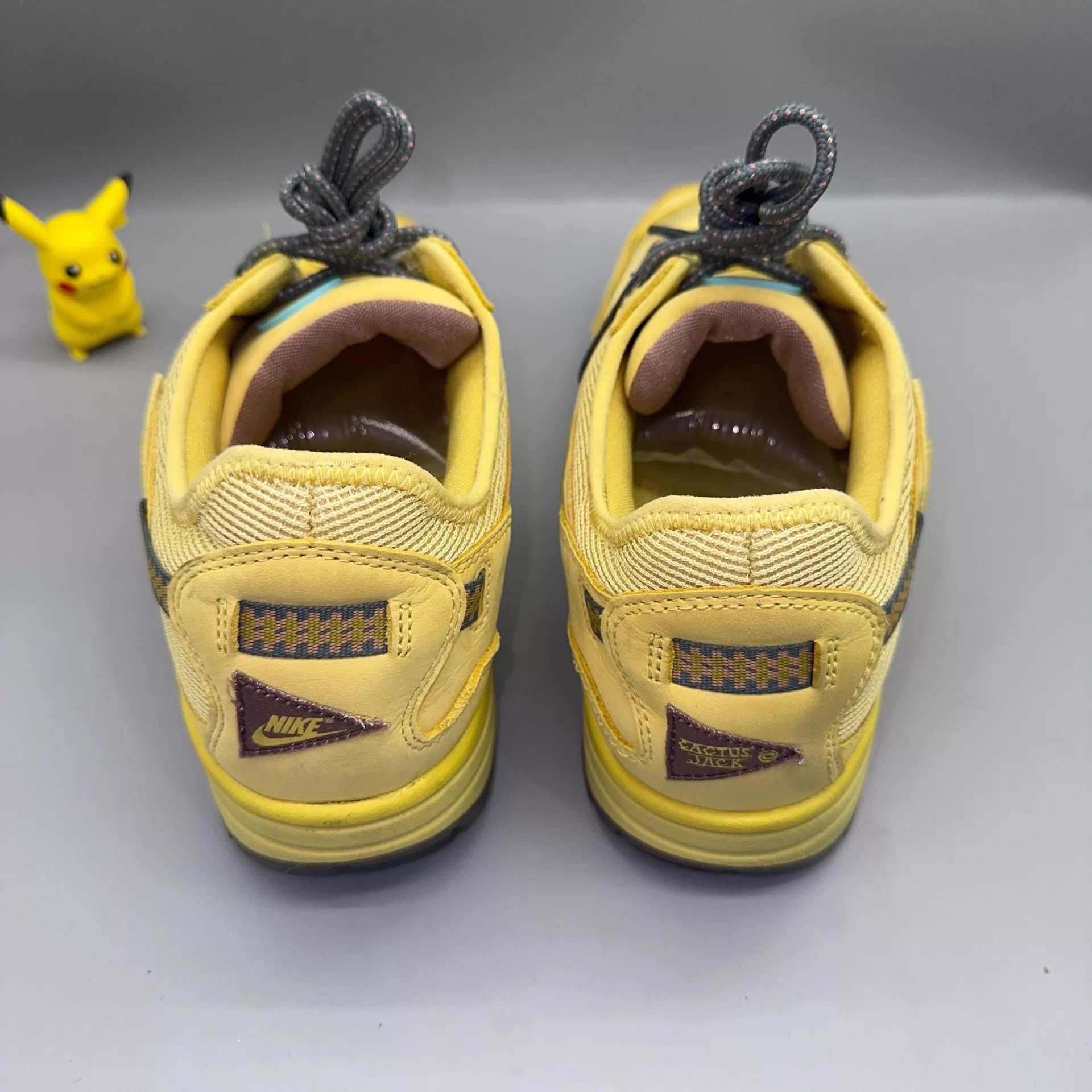 Travis Scott Travis Scott x Nike Air Max 1 Saturn Gold DO9392-700 46 Size US 12 / EU 45 - 3 Thumbnail