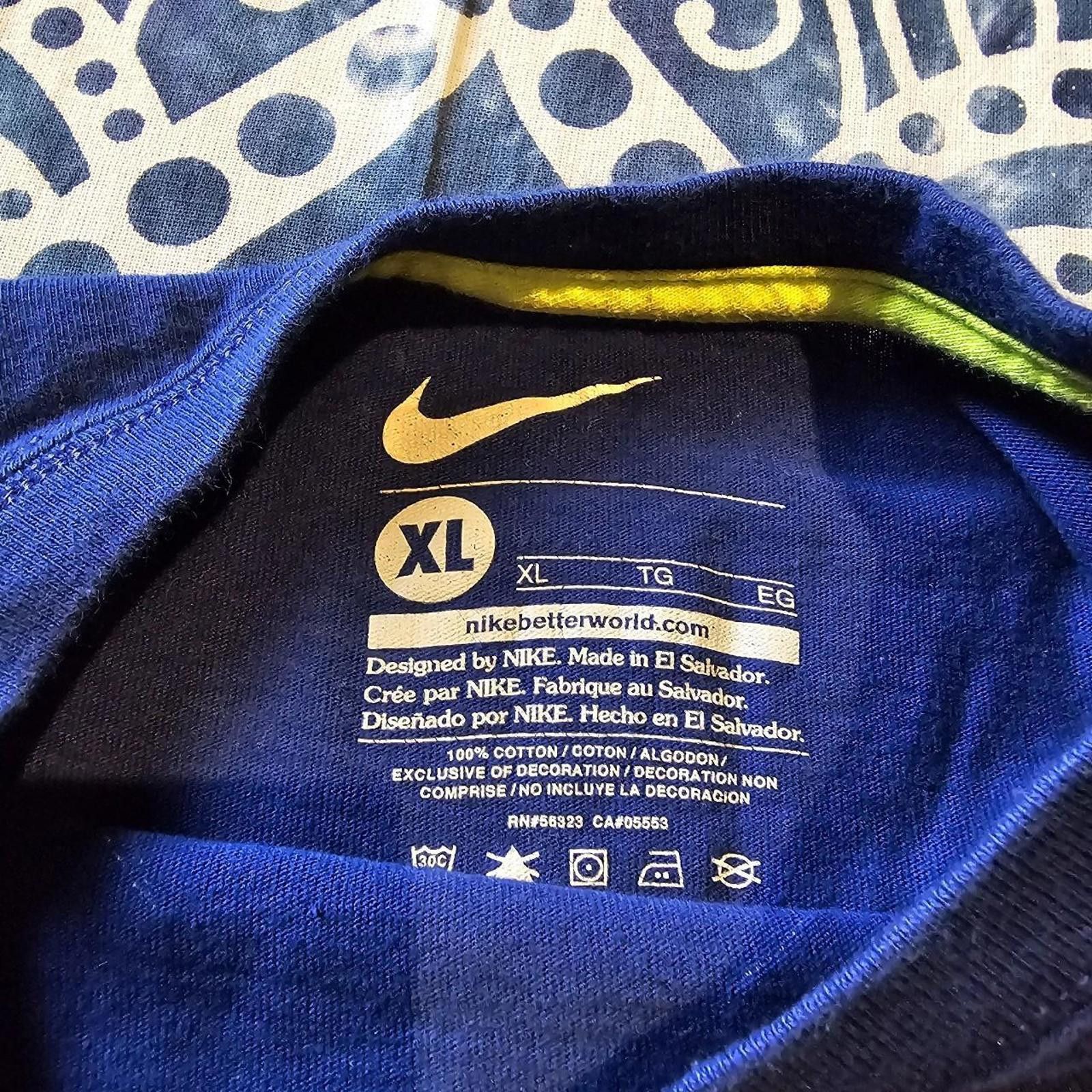 Nike Nike Kid's White and Blue Long sleeve T-shirt Size US XL / EU 56 / 4 - 4 Thumbnail