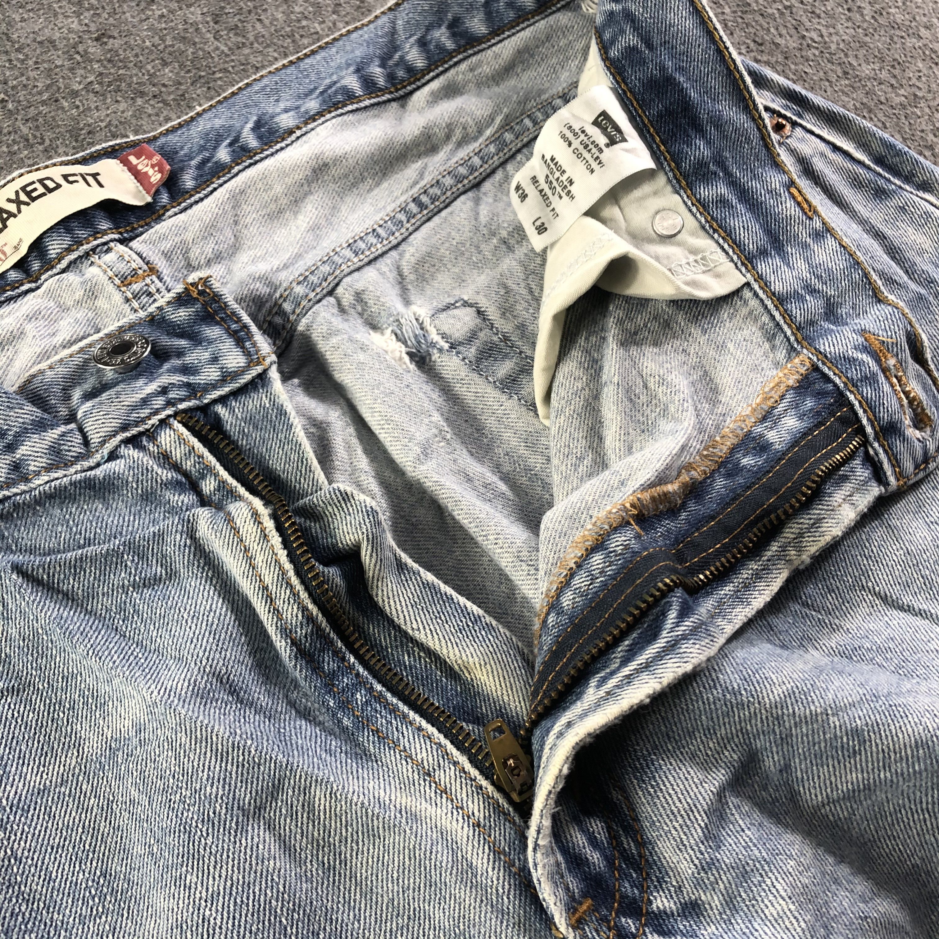 Levi's Vintage Levis 550 Jeans-J3192 Size US 37 - 10 Thumbnail