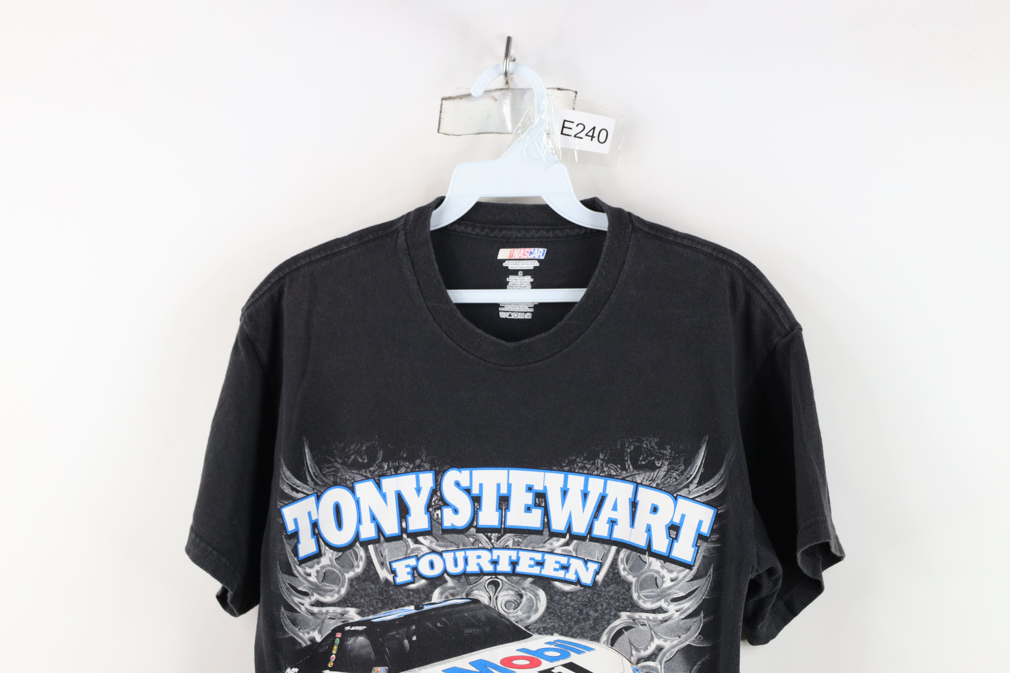 Vintage Vintage Y2K NASCAR Tribal Flames Tony Stewart Racing T-Shirt Size US M / EU 48-50 / 2 - 2 Thumbnail