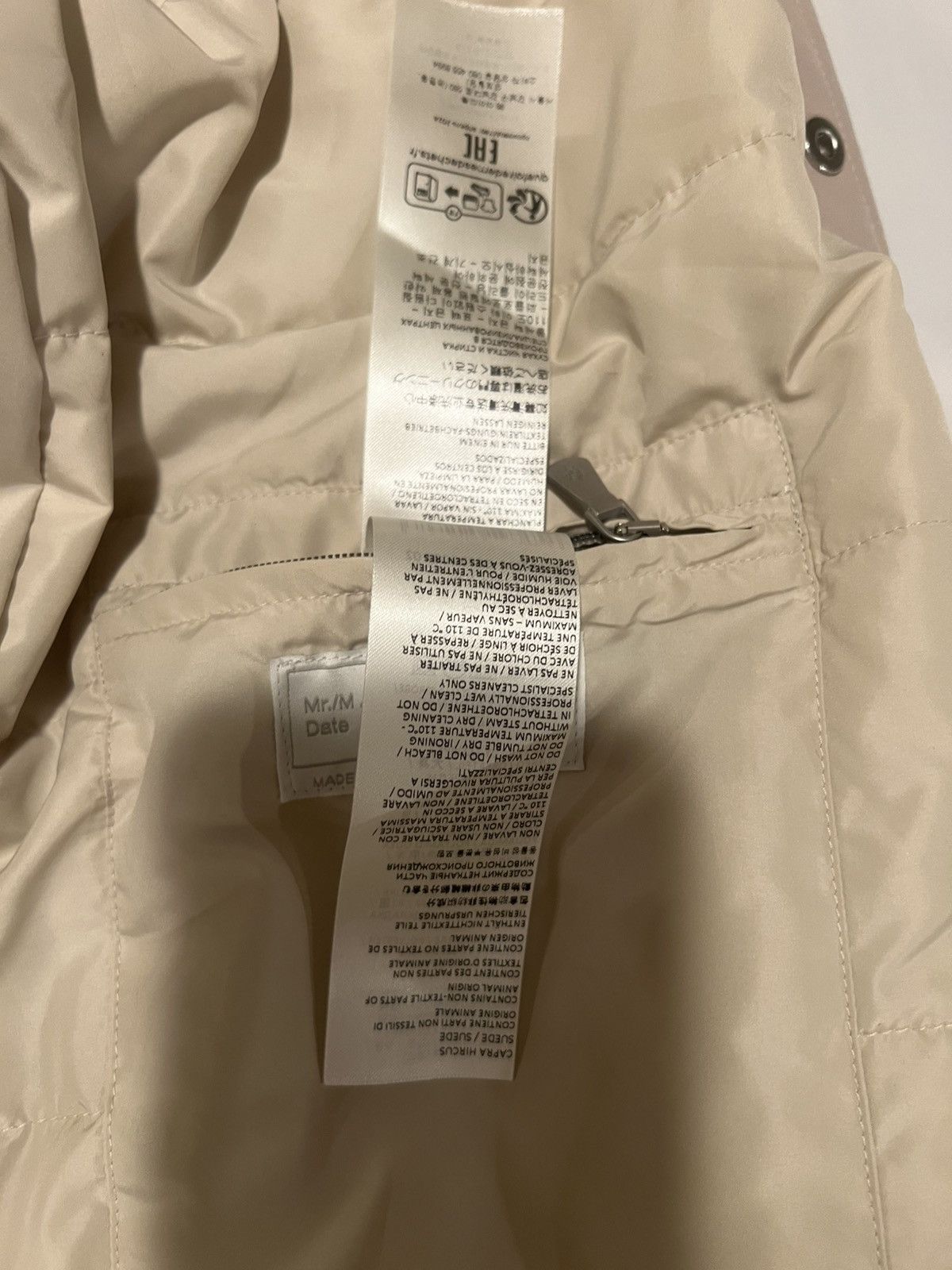 Eleventy Eleventy loro piana mens lackey. 52/L. $1495 Size US L / EU 52-54 / 3 - 7 Thumbnail