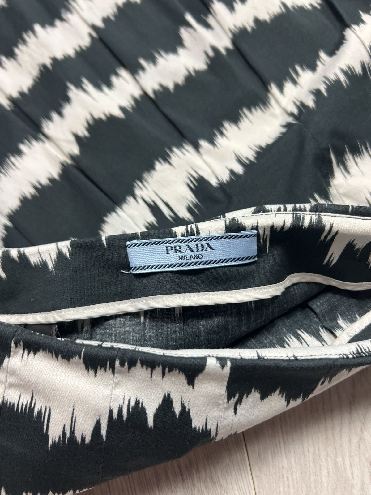 Prada Prada Milano 2013 Striped Skirt Size 40 Size 27" / US 4 / IT 40 - 18 Thumbnail