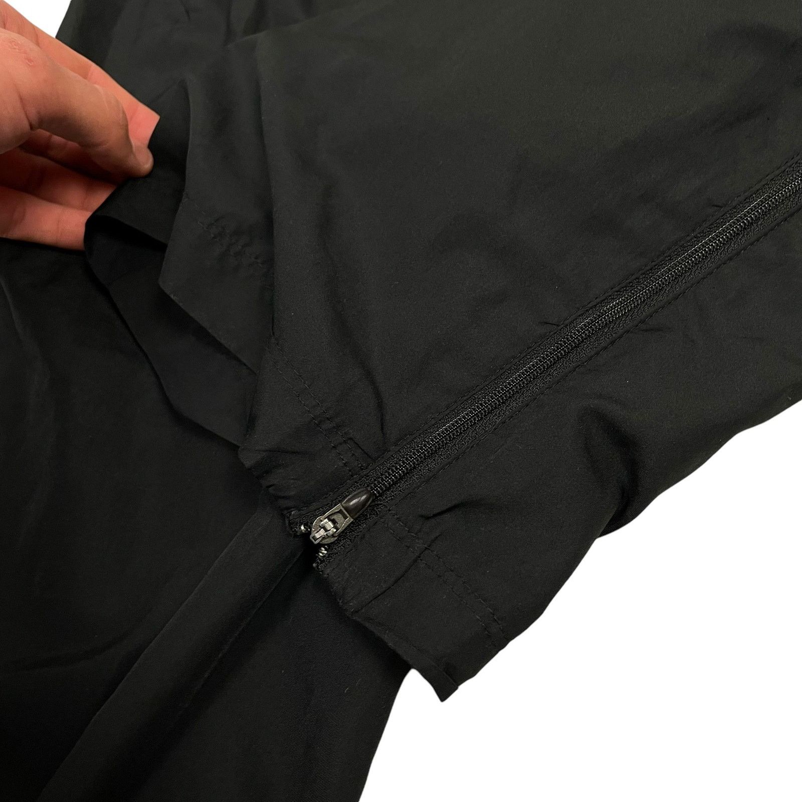 Nike Nike Women's Black Swoosh Ankle Zip High Rise Track Pant XL Size 30" / US 8 / IT 44 - 4 Thumbnail