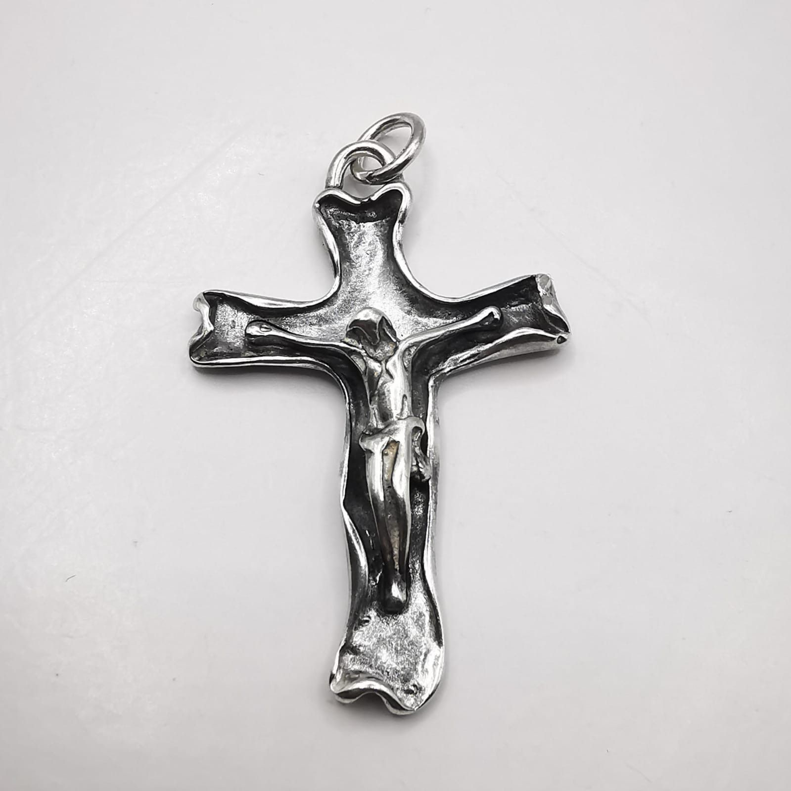 Vintage Gorgeous Cross Pendant made of 925 silver 570g