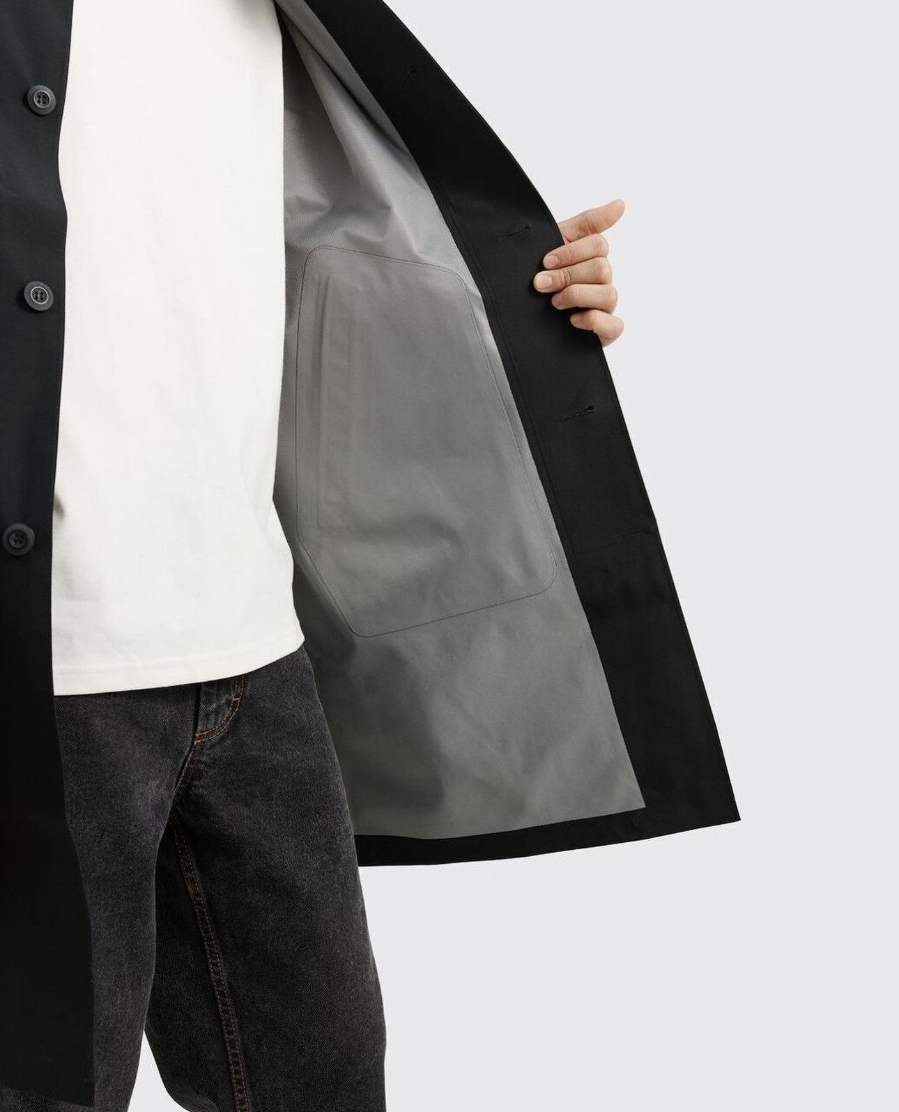 Nike NIKE SPORTSWEAR STORM-FIT ADV GORE-TEX PARKA BLACK S,L,XL Size US XL / EU 56 / 4 - 7 Thumbnail
