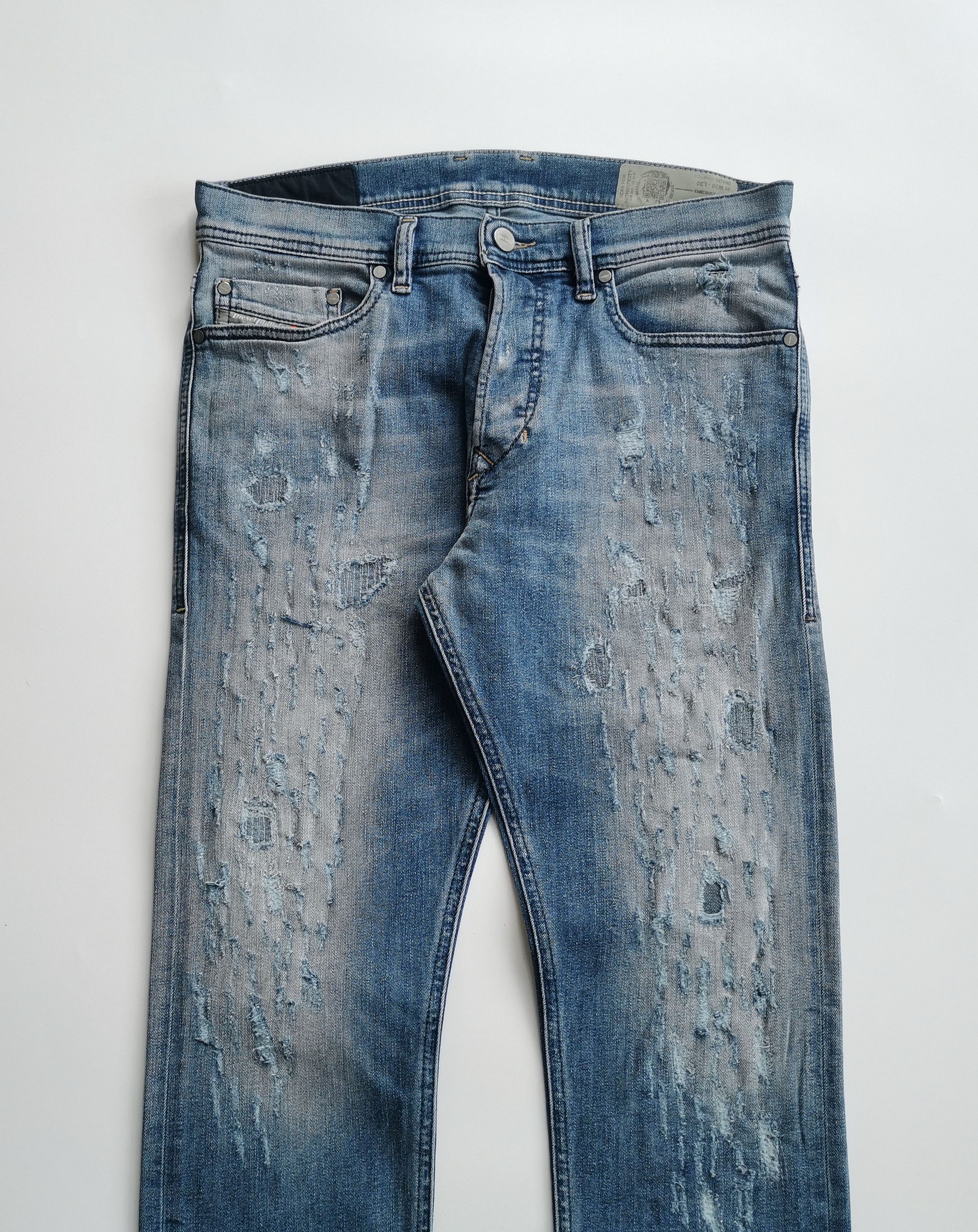 Diesel Diesel Ripped Slim Carrot Jeans Size US 30 / EU 46 - 11 Thumbnail