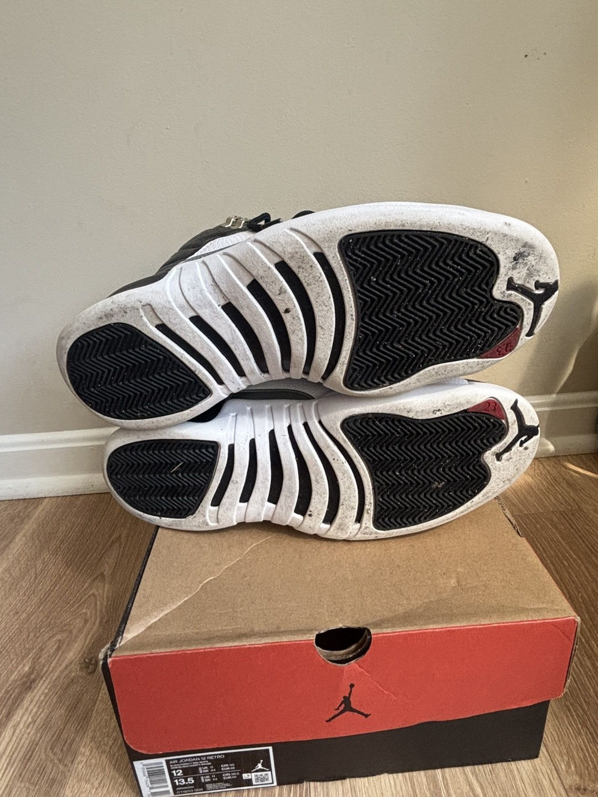 Jordan Brand Jordan 12 Playoff Size 12 Size US 12 / EU 45 - 5 Thumbnail