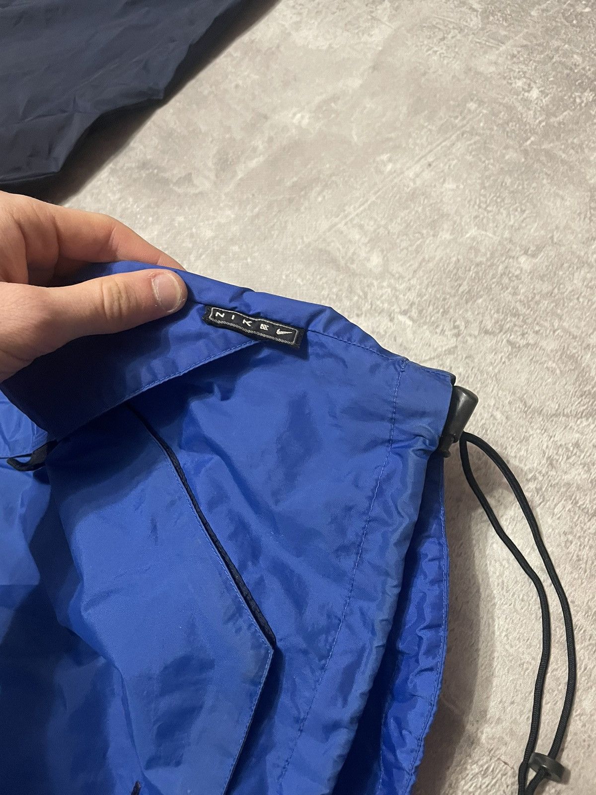 Nike Vintage Nike Raincoat Windbreaker Jacket 90s Size US M / EU 48-50 / 2 - 21 Thumbnail