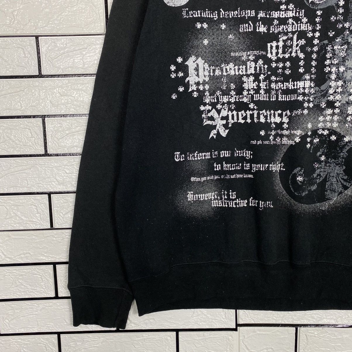 Japanese Brand 📌Vintage Sweatshirt Bay-Leaf Overprint Punk Design Size US L / EU 52-54 / 3 - 5 Thumbnail