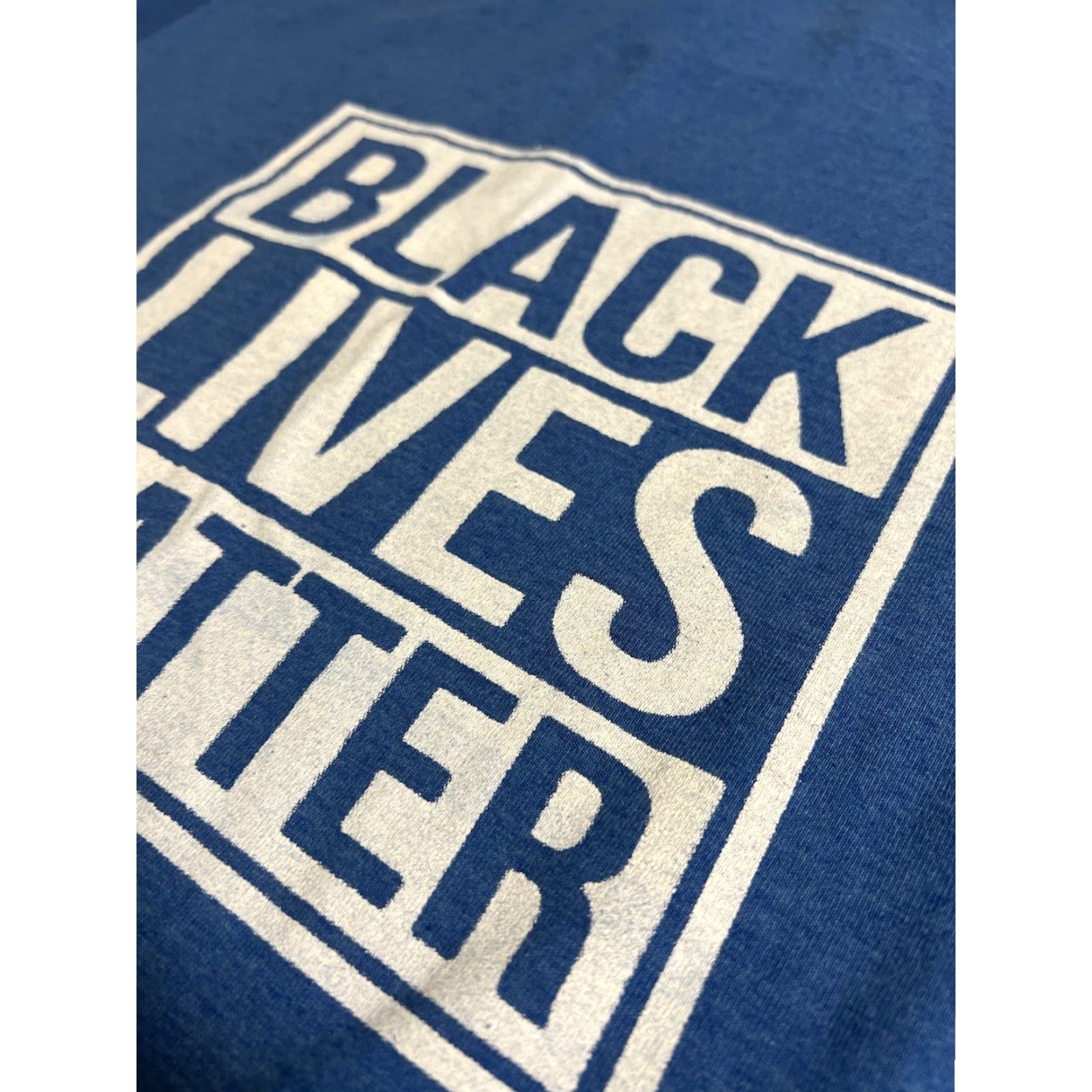 Vintage VINTAGE Black Lives Matter Blue Short Sleeve Distressed Single Stitch T-shirt M Mens Size US M / EU 48-50 / 2 - 2 Thumbnail